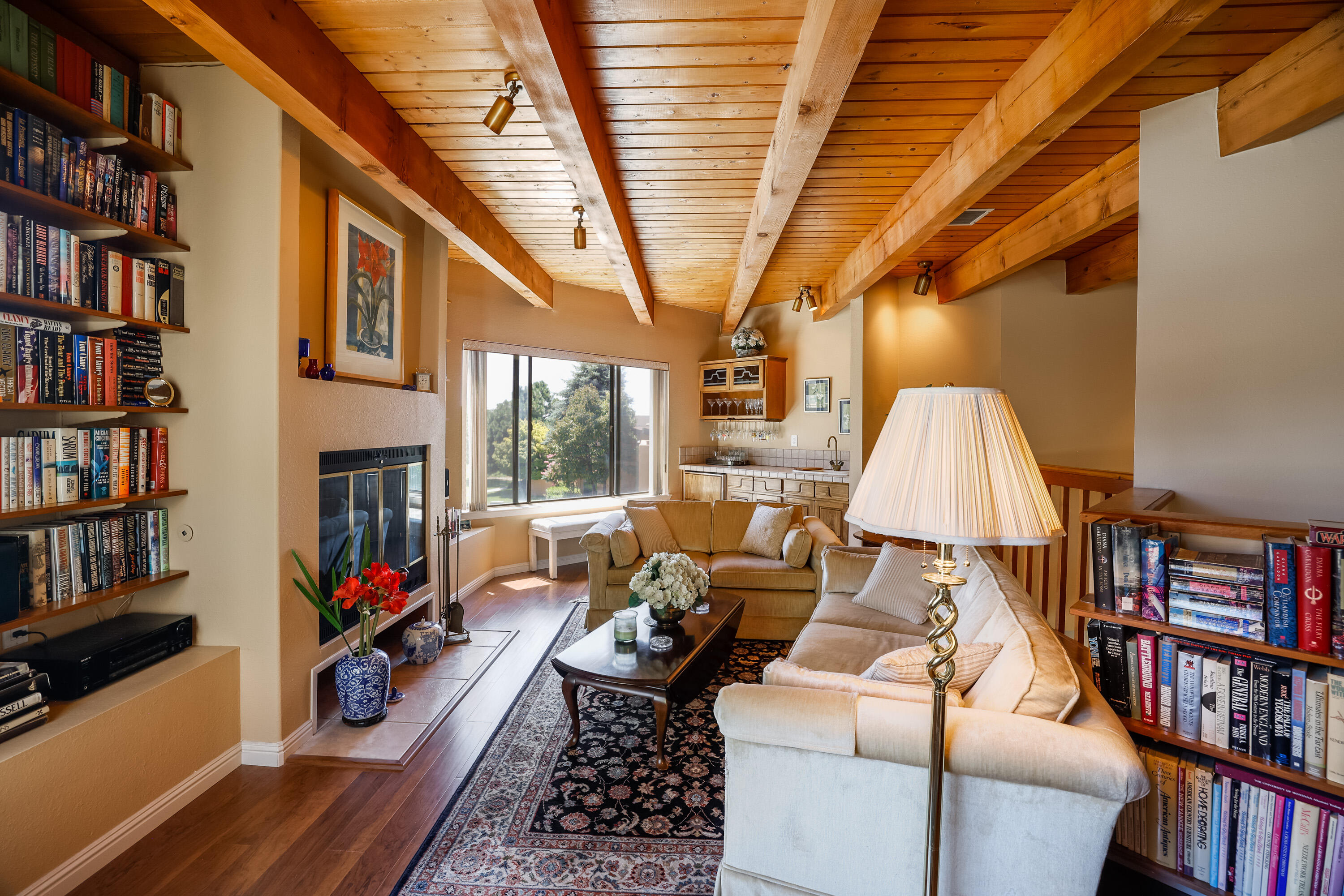 9922 Tanoan Drive NE