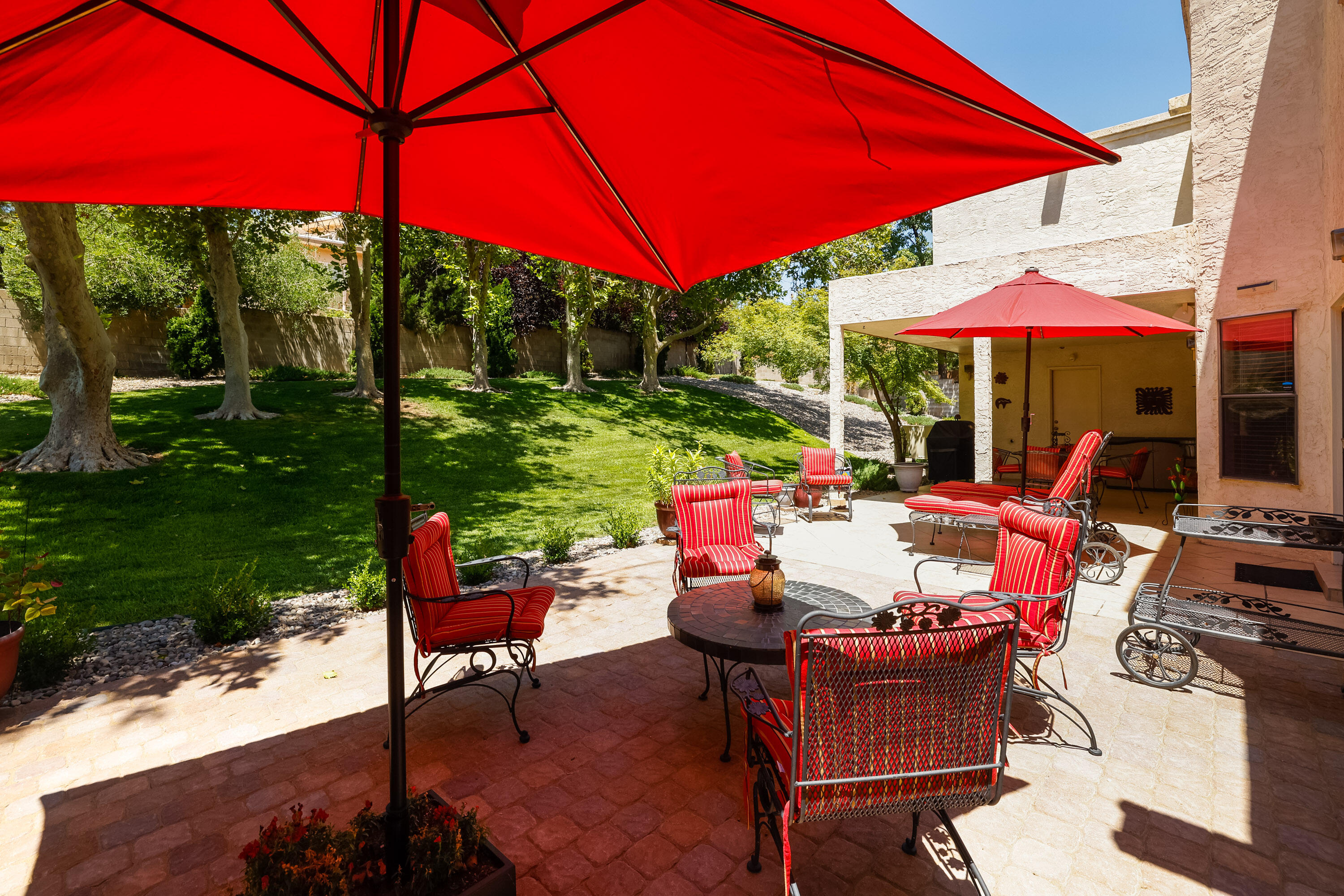 9922 Tanoan Drive NE