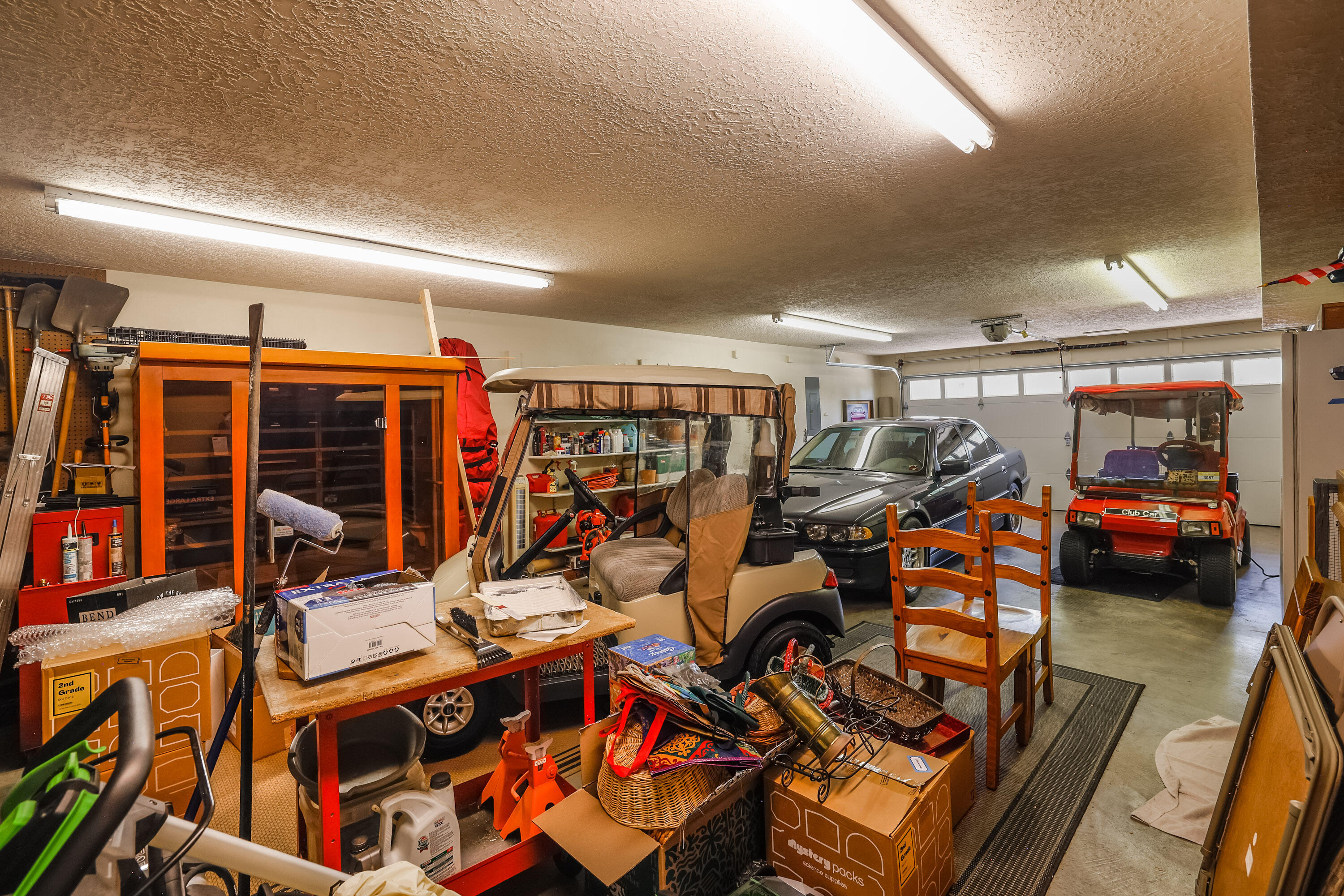 9922 Tanoan Drive NE