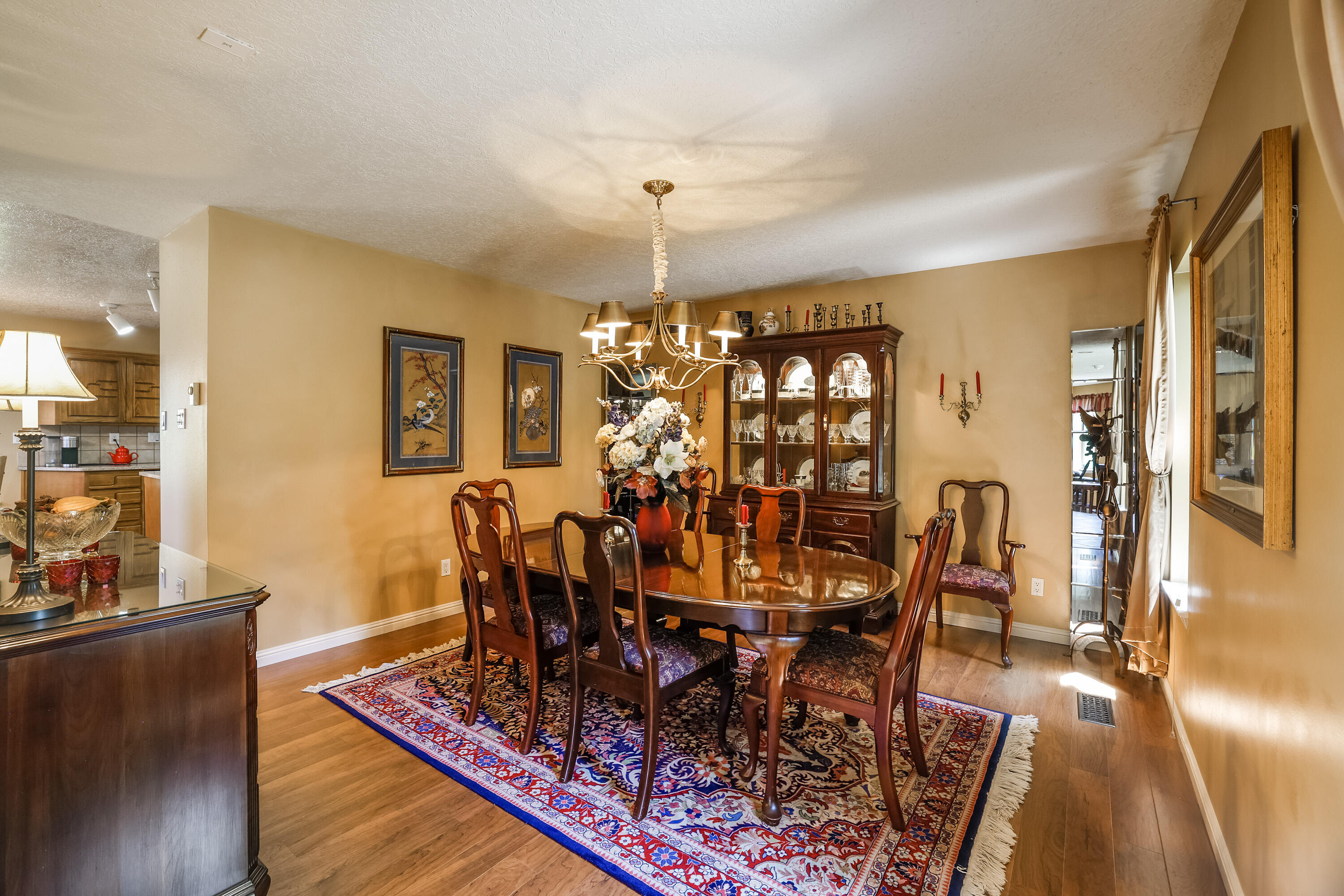 9922 Tanoan Drive NE