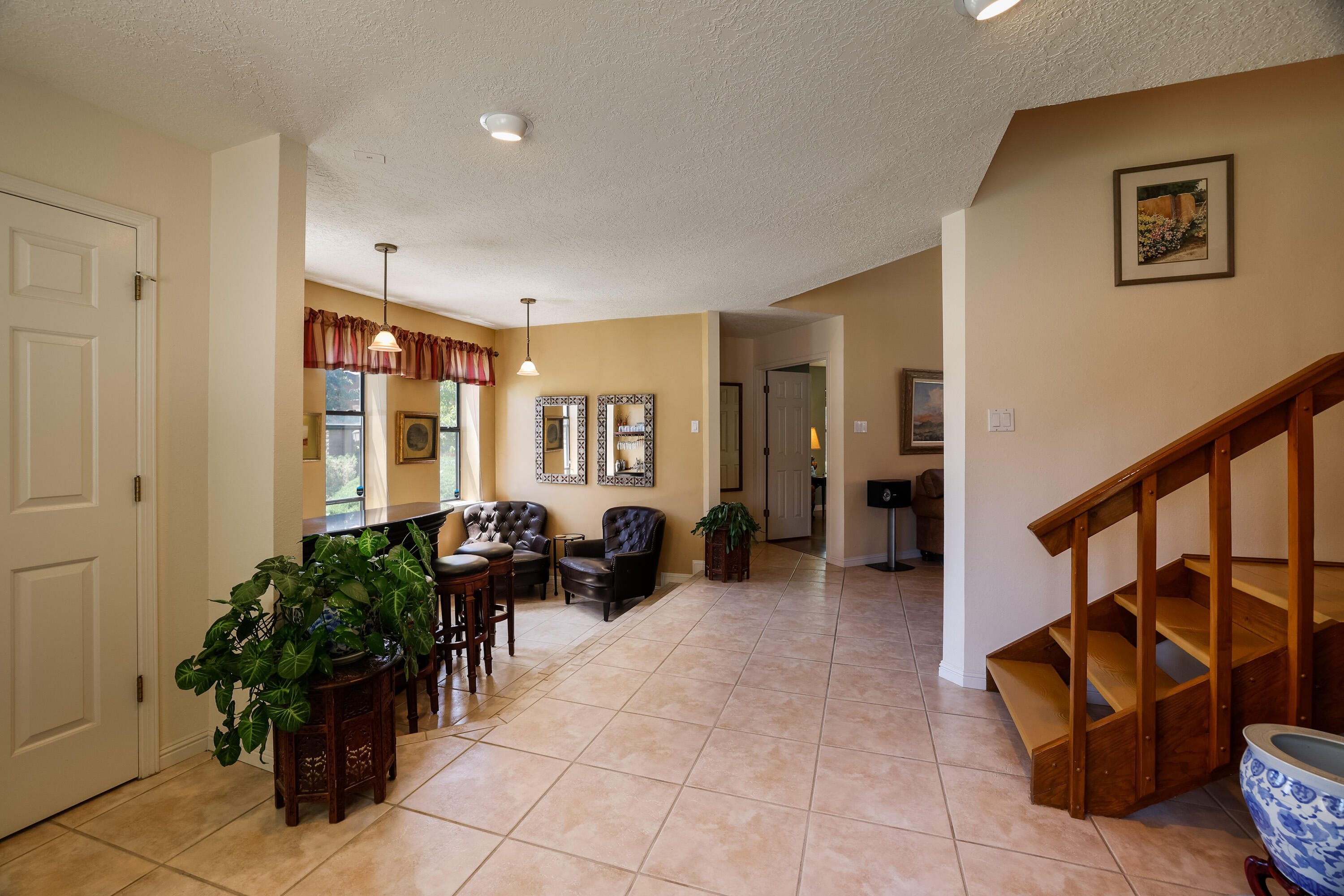 9922 Tanoan Drive NE