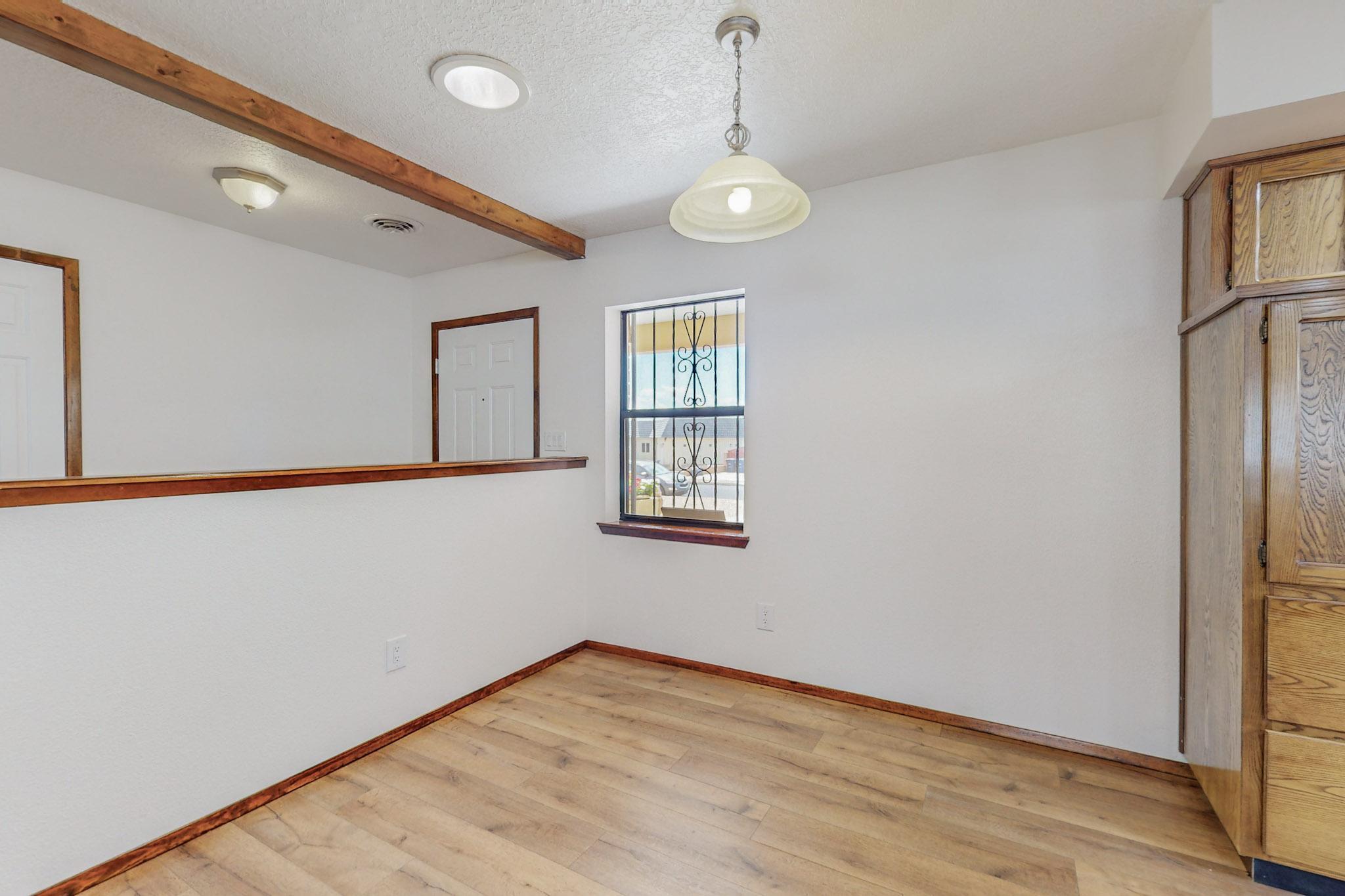 7305 Carson Trail NW