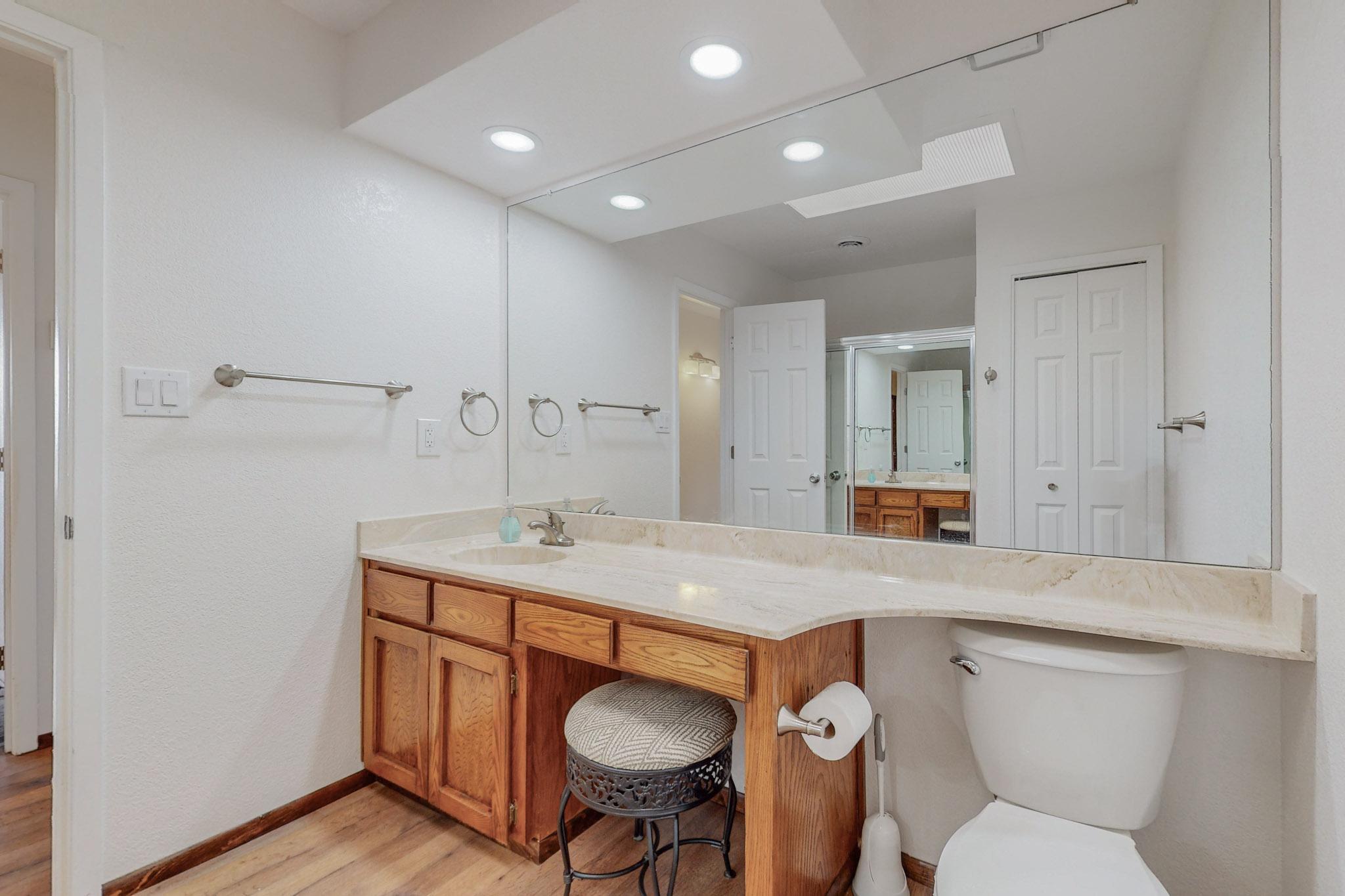 7305 Carson Trail NW