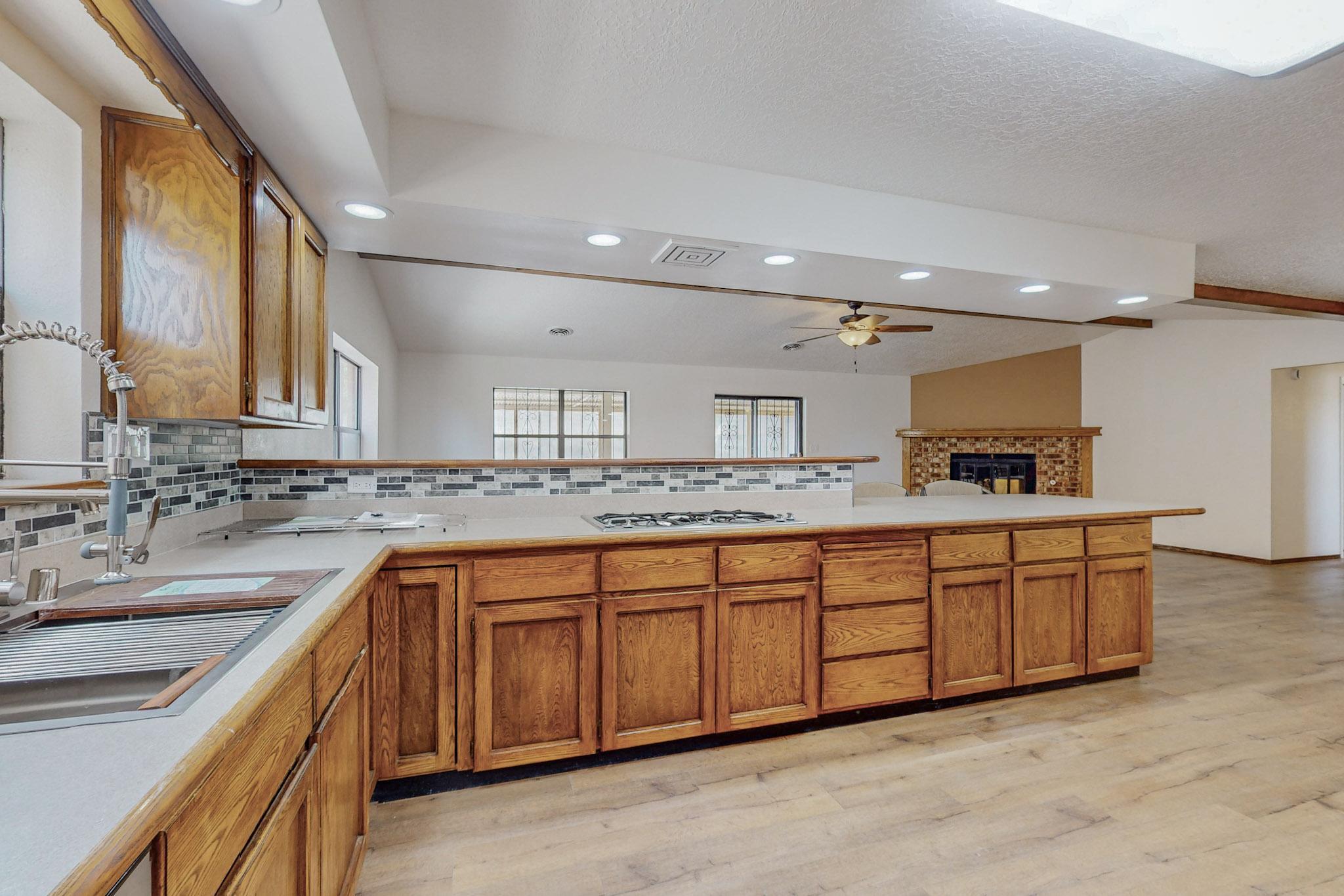 7305 Carson Trail NW