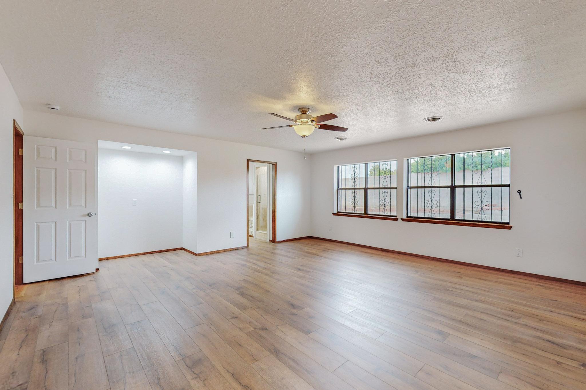 7305 Carson Trail NW