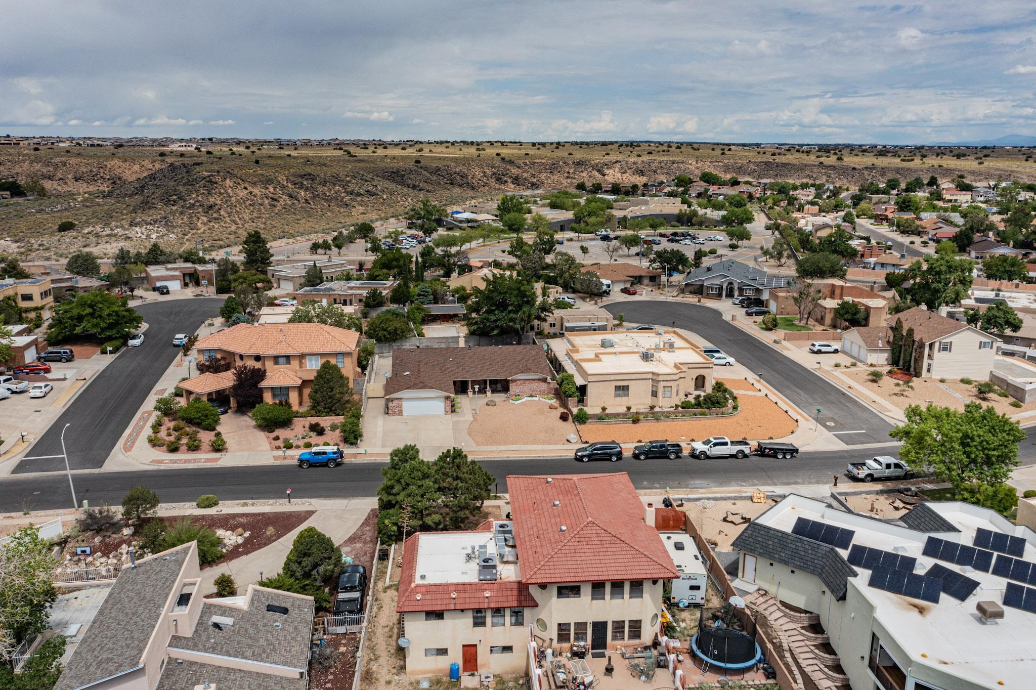 7305 Carson Trail NW