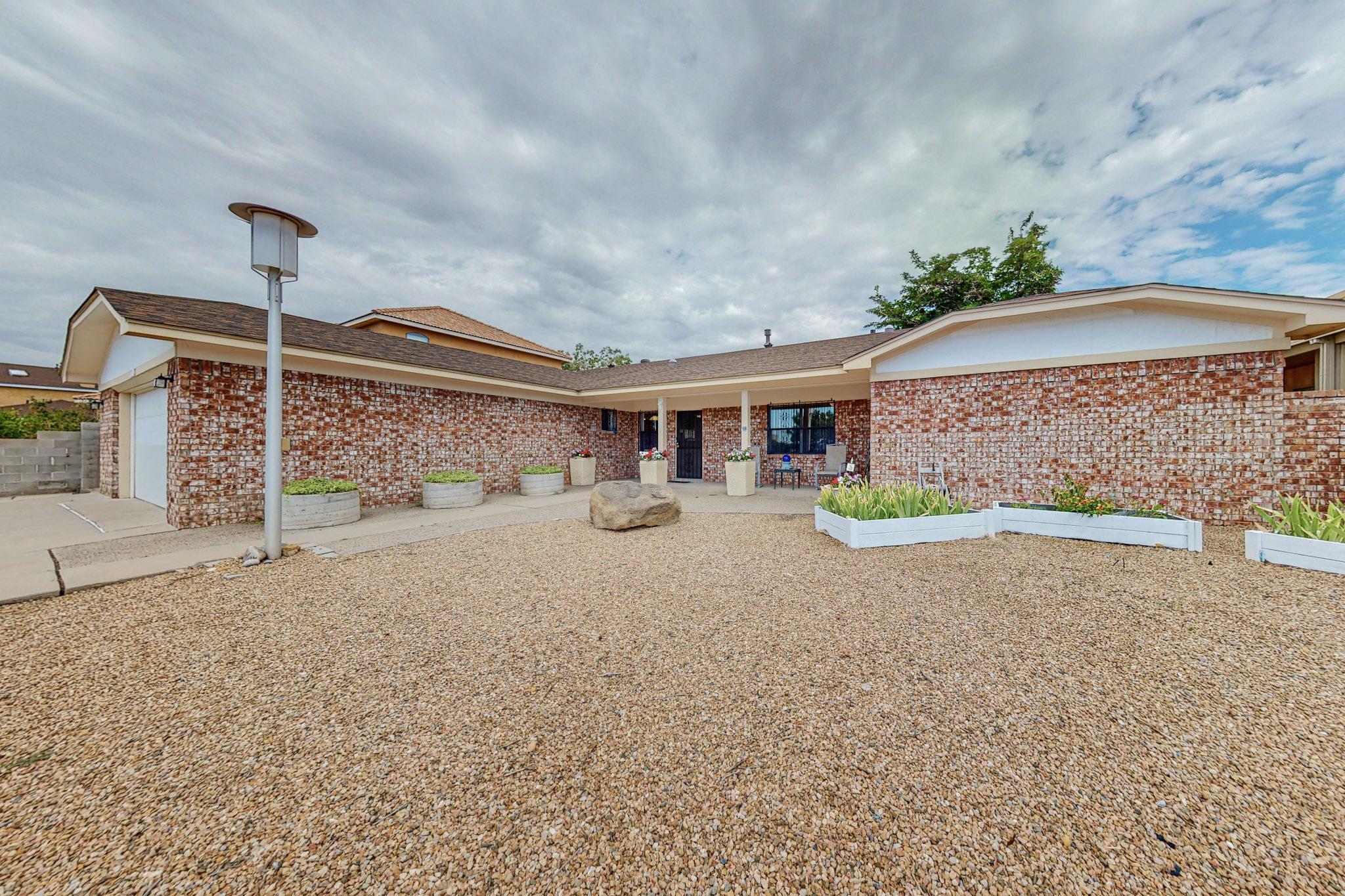 7305 Carson Trail NW