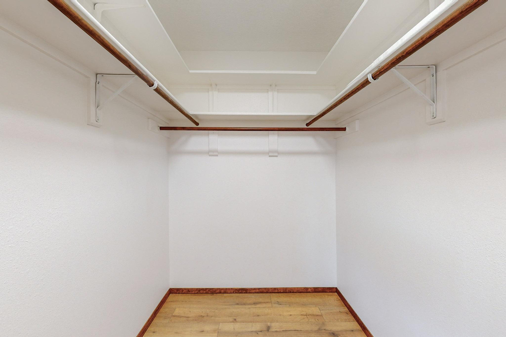 7305 Carson Trail NW