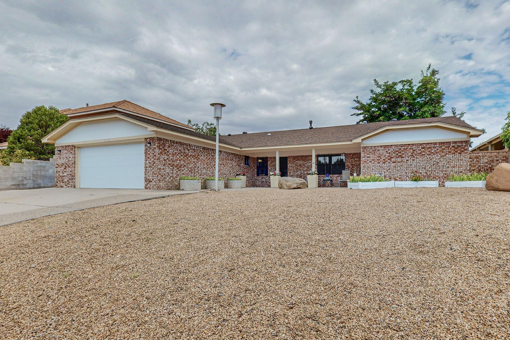 7305 Carson Trail NW