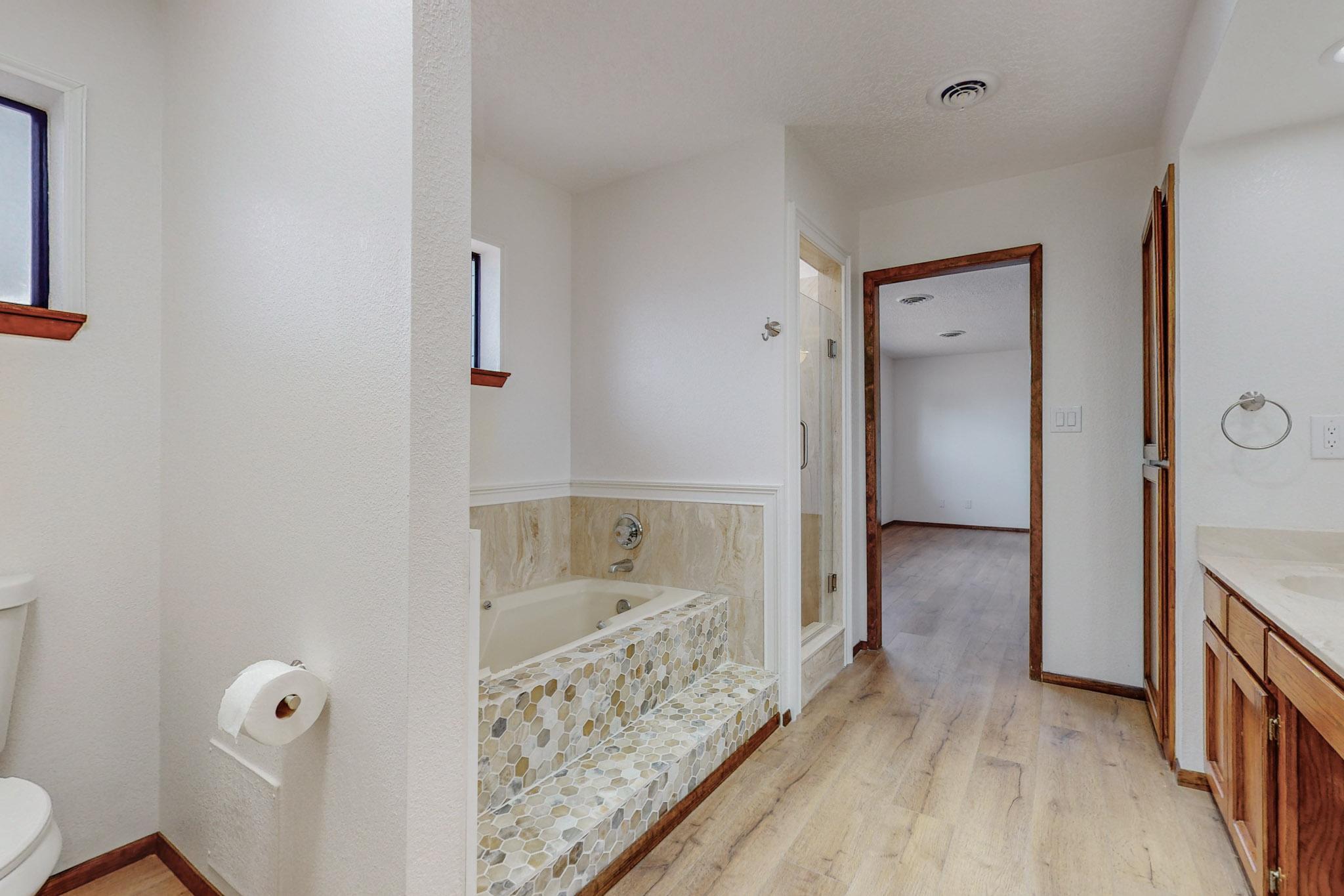 7305 Carson Trail NW