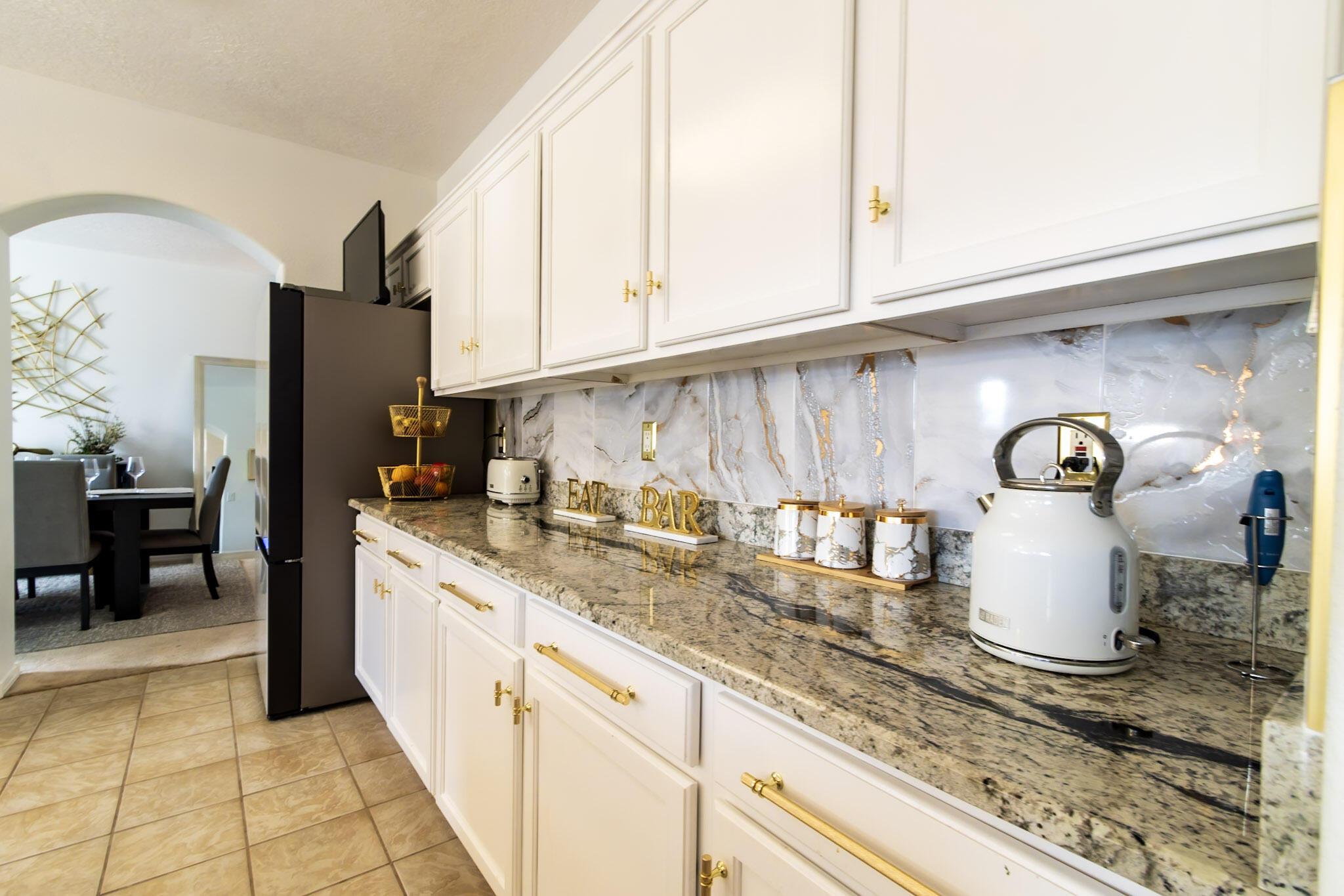 9912 BENTON Street NW