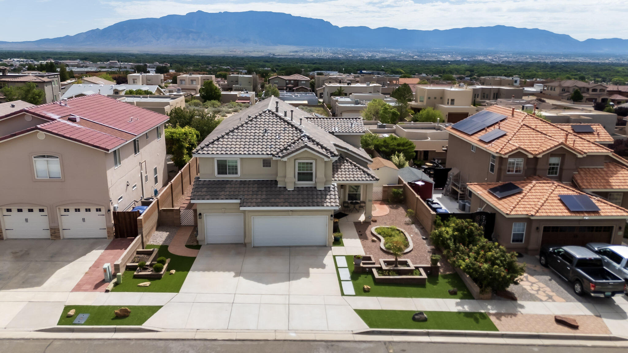 9912 BENTON Street NW