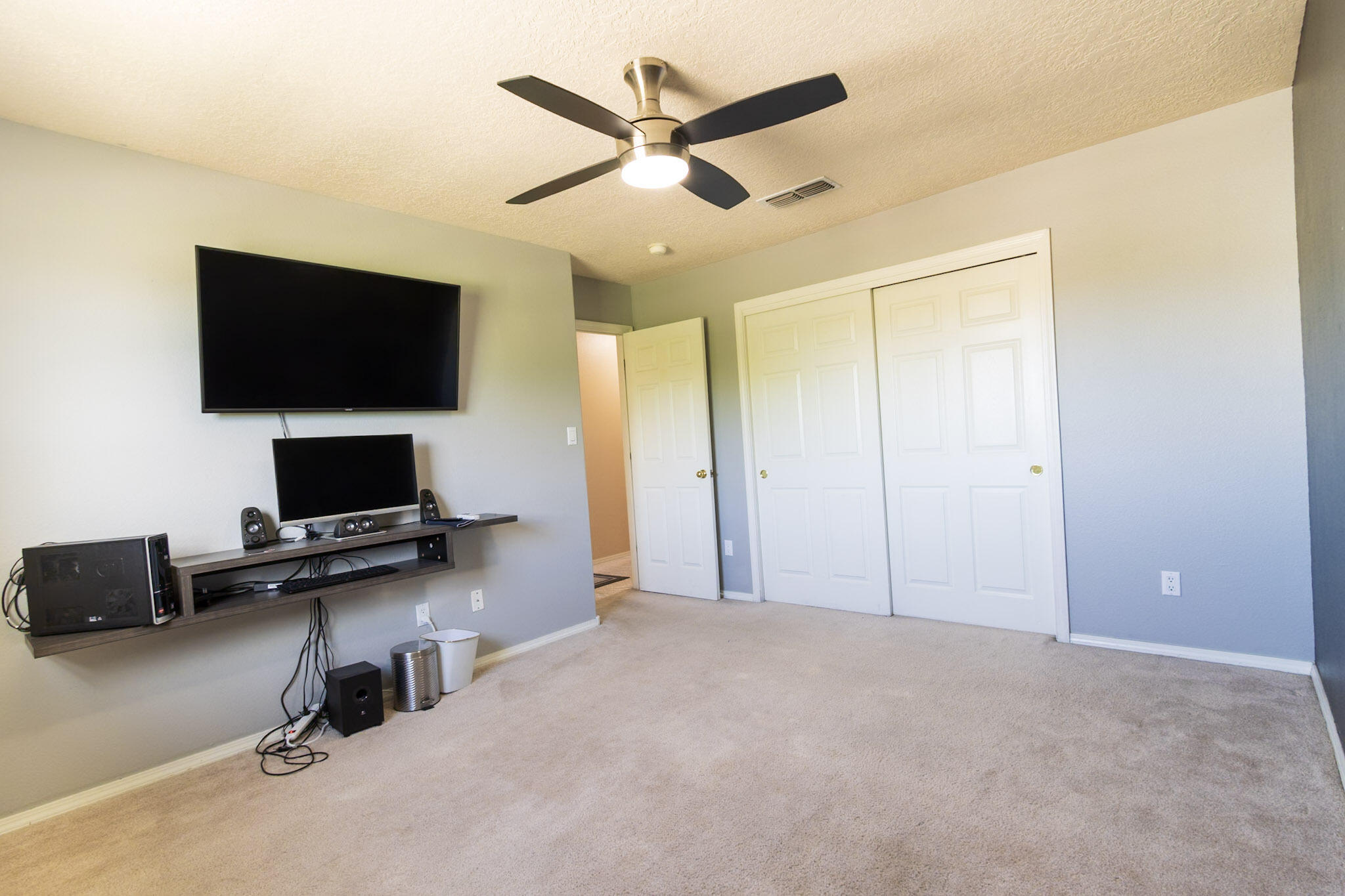 9912 BENTON Street NW