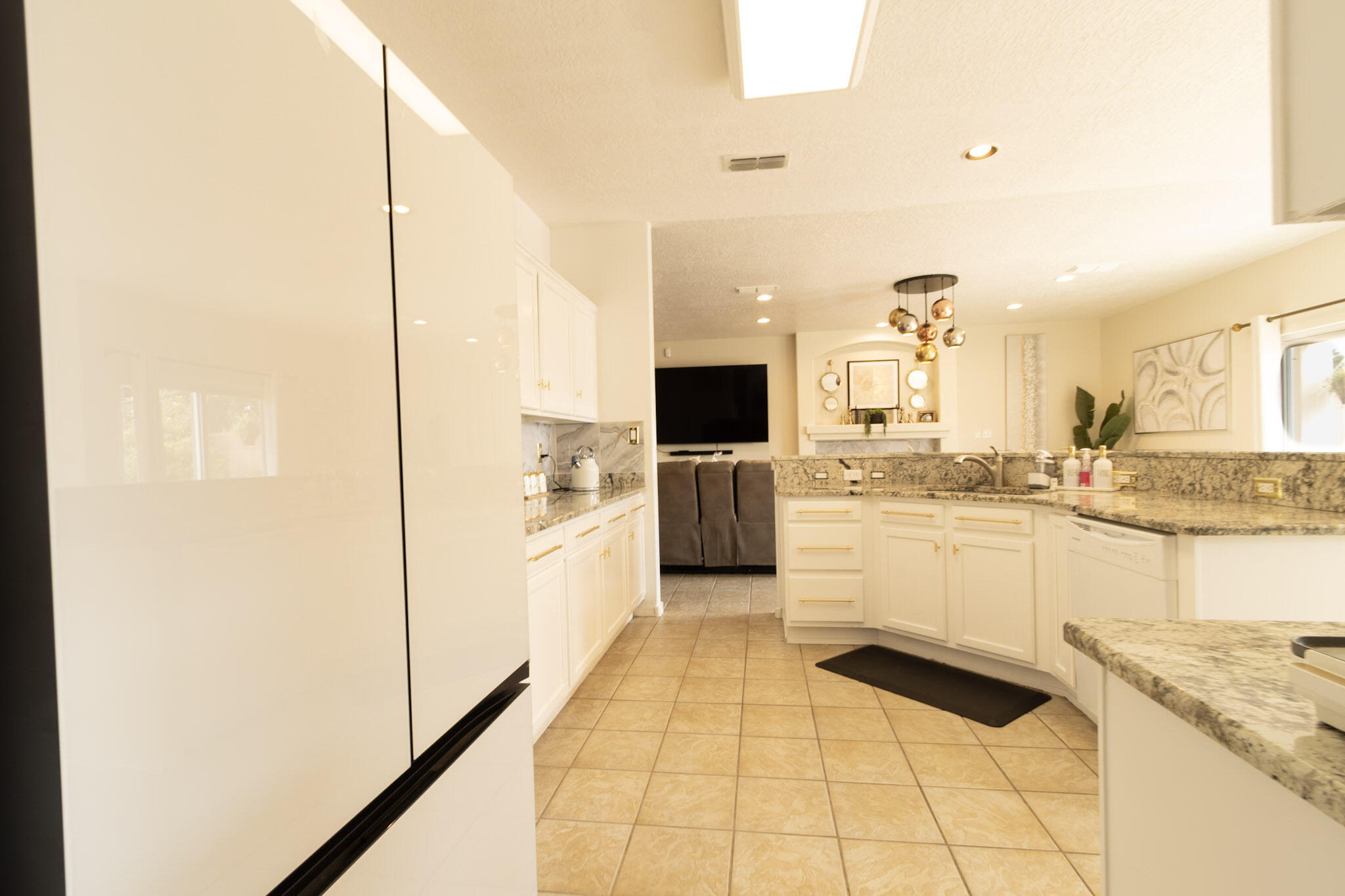 9912 BENTON Street NW