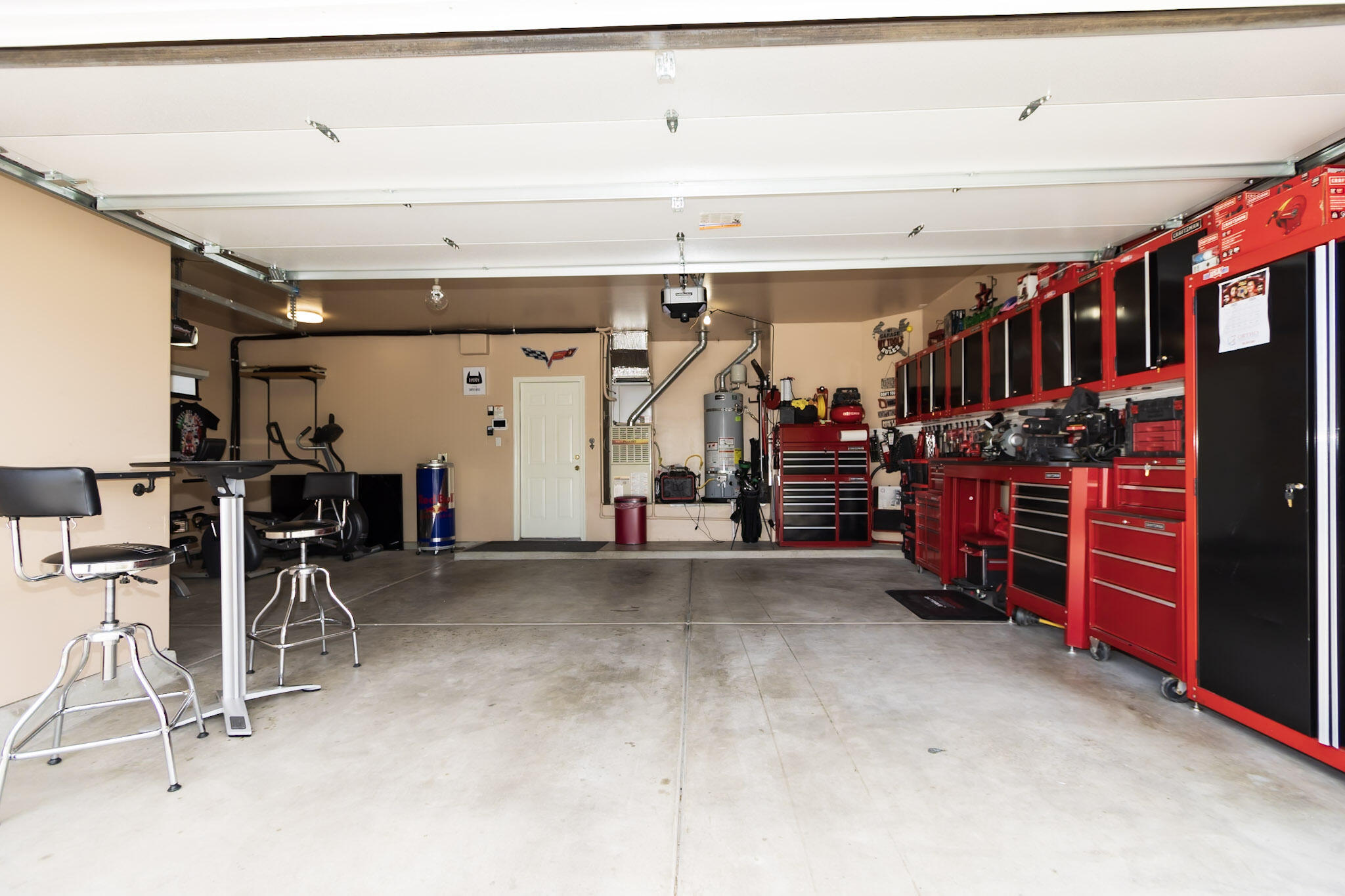 9912 BENTON Street NW