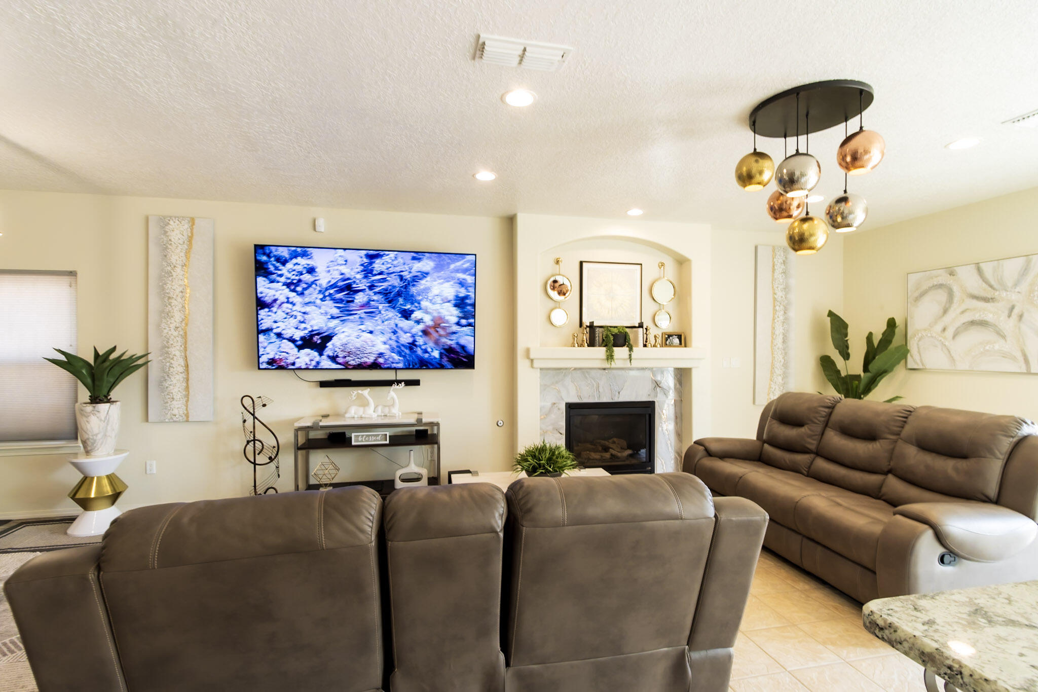 9912 BENTON Street NW