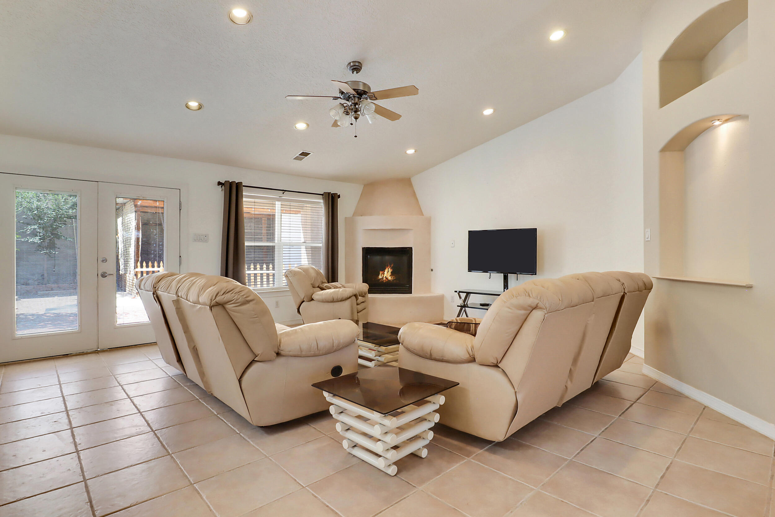 4504 Tottle Avenue NW