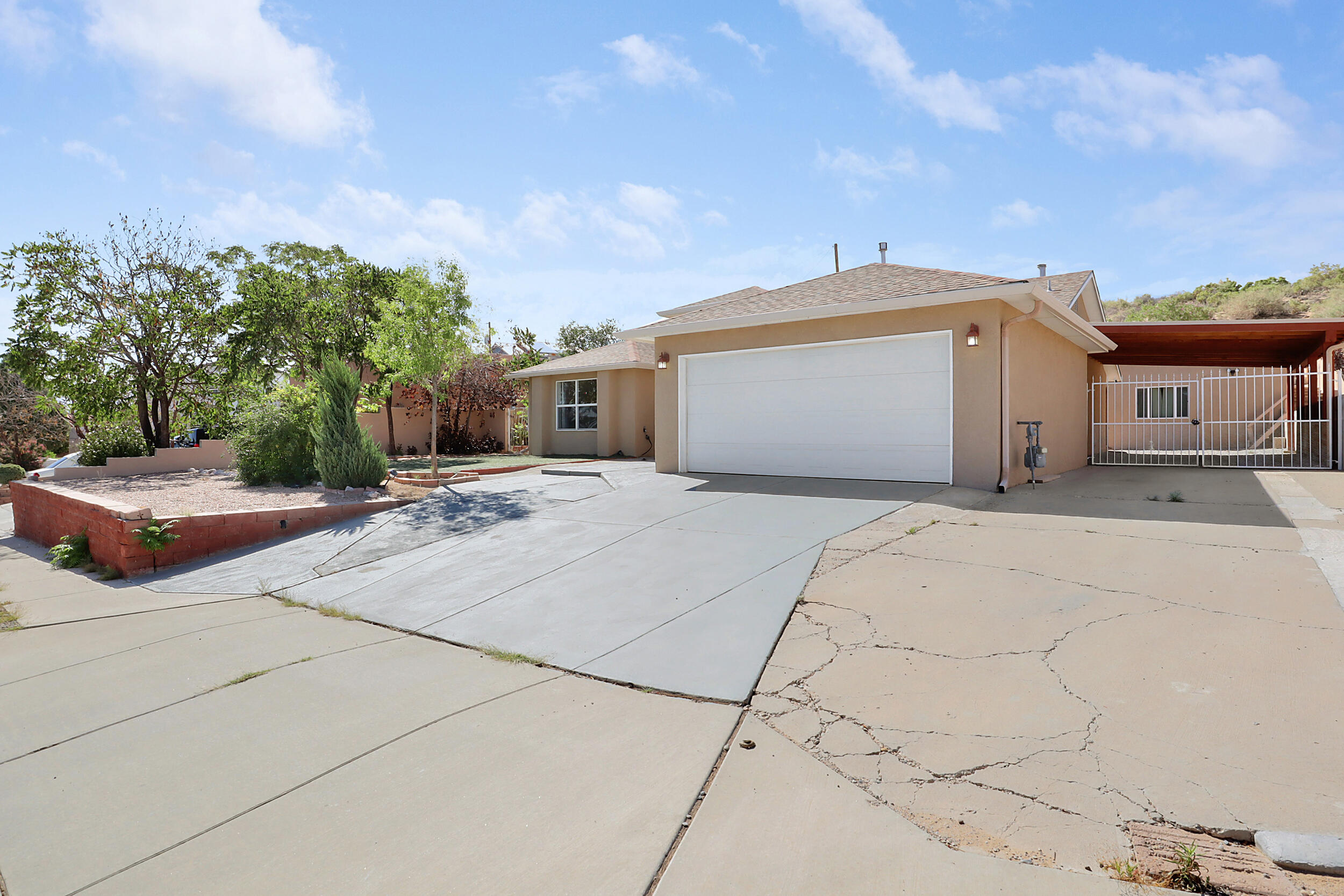 4504 Tottle Avenue NW