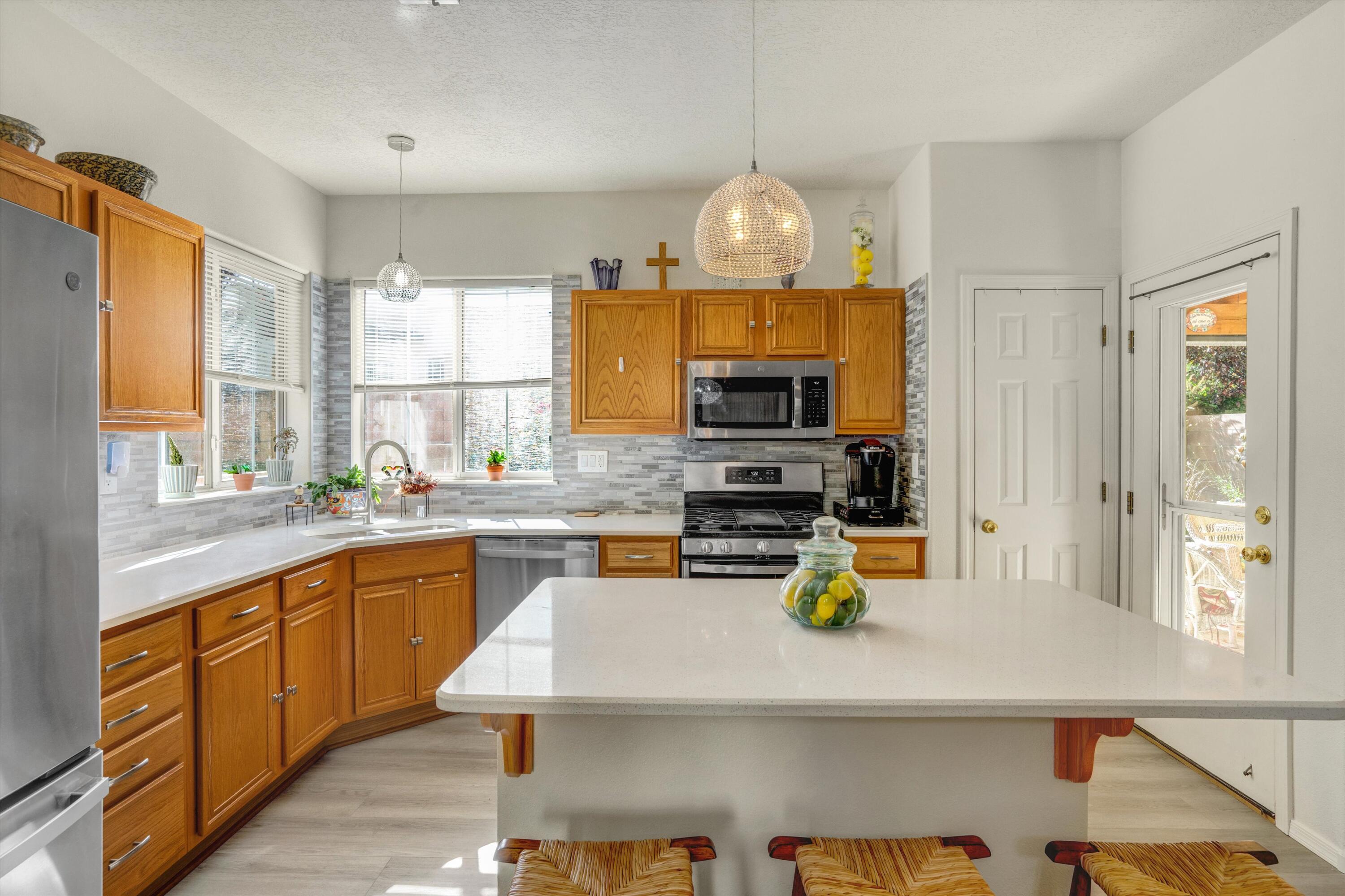 3233 Renaissance Drive SE