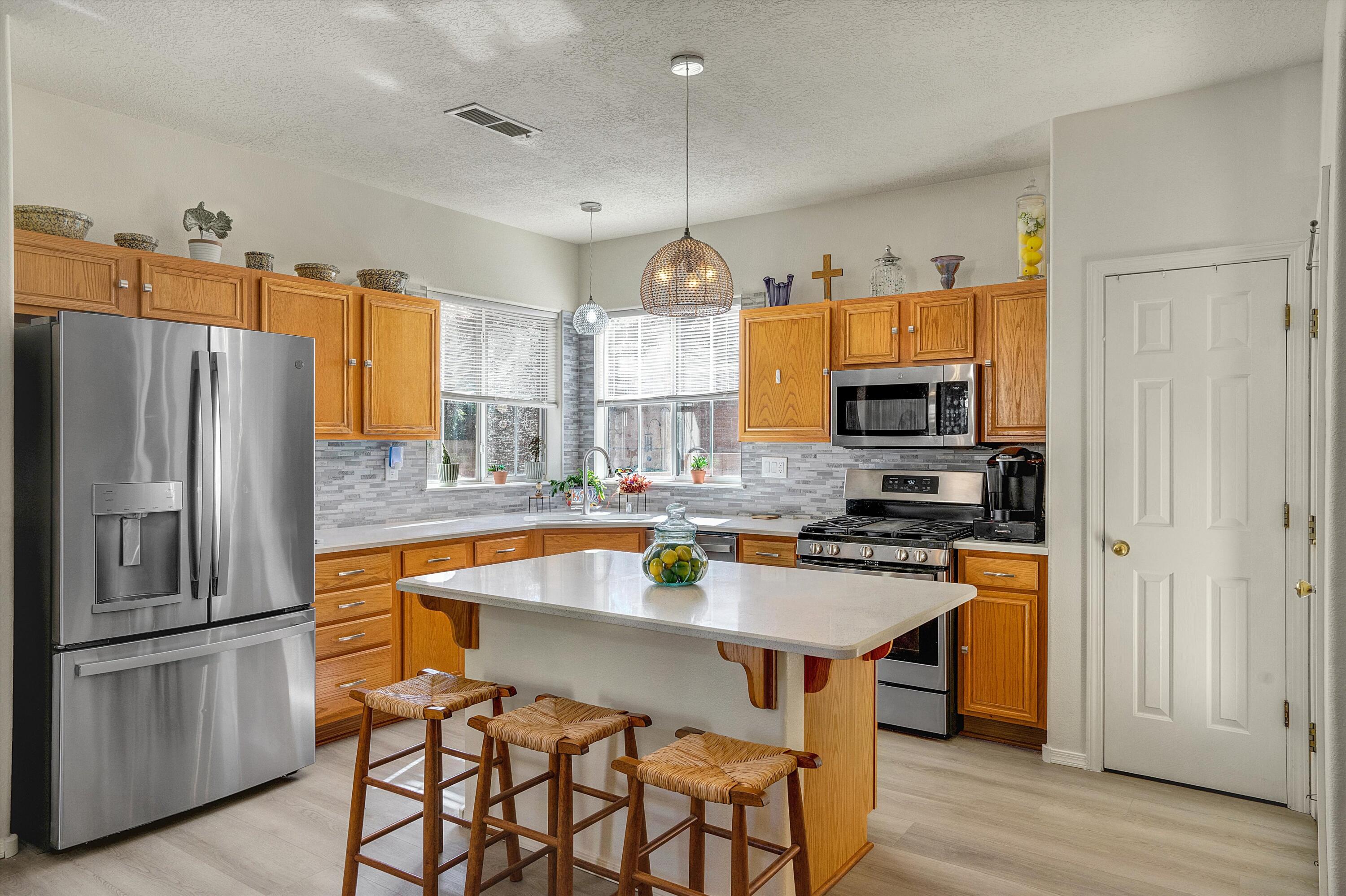 3233 Renaissance Drive SE