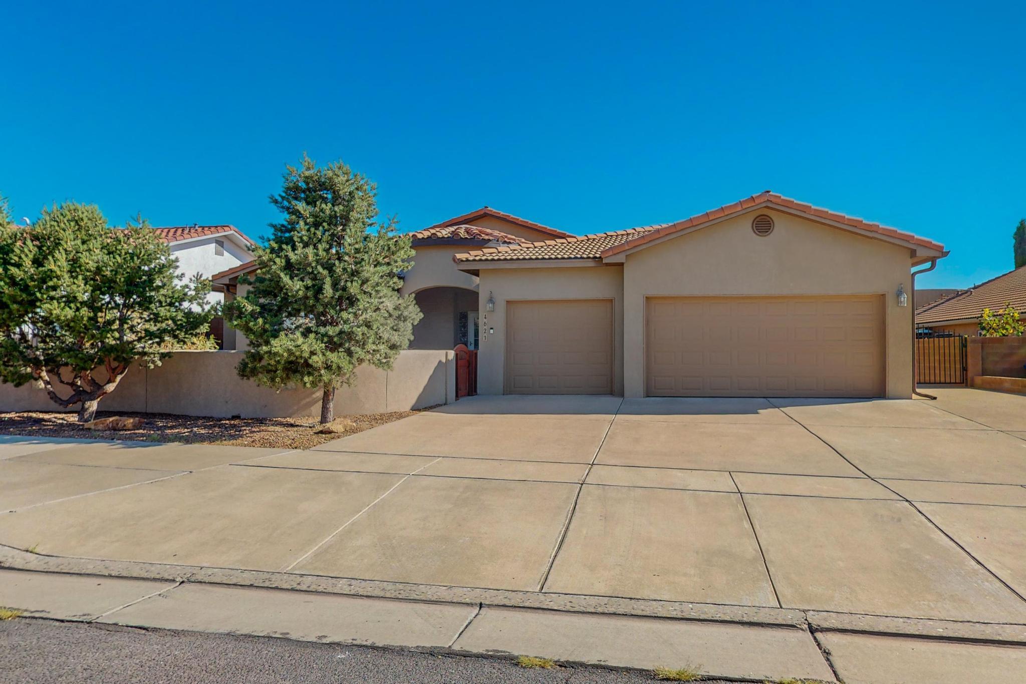 4621 Cactus Avenue NW
