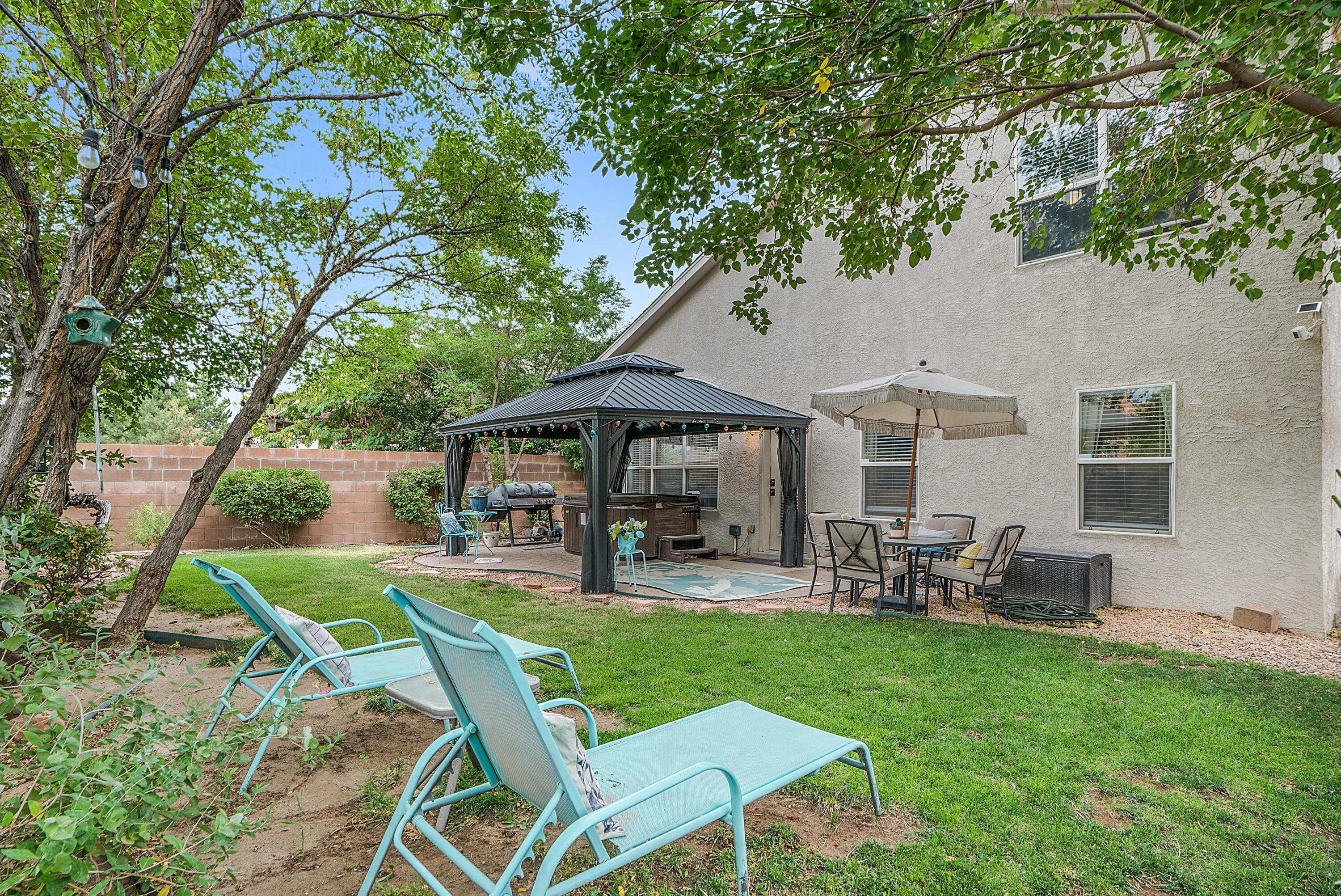 10415 Calle Hermosa Court NW