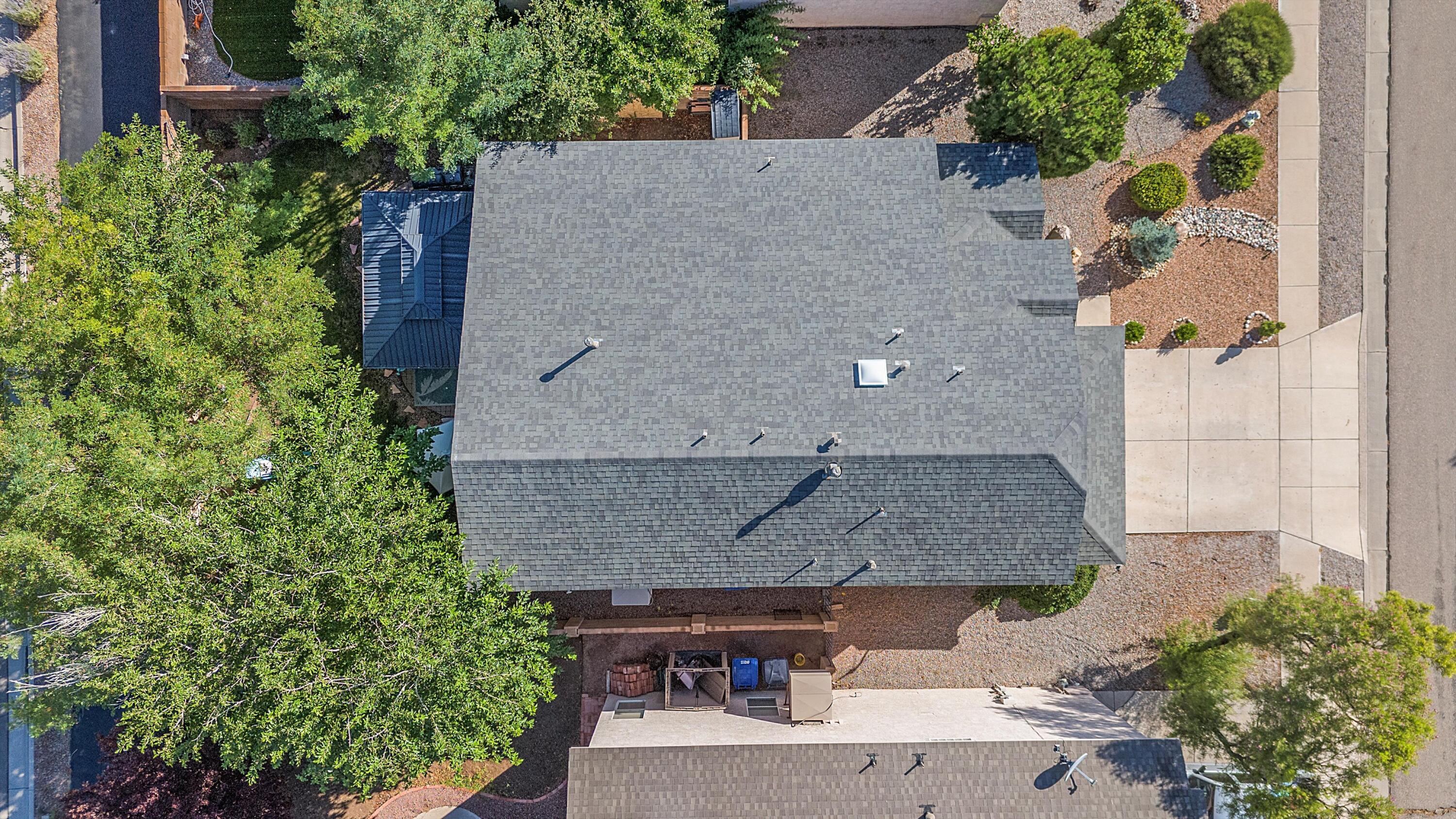 10415 Calle Hermosa Court NW