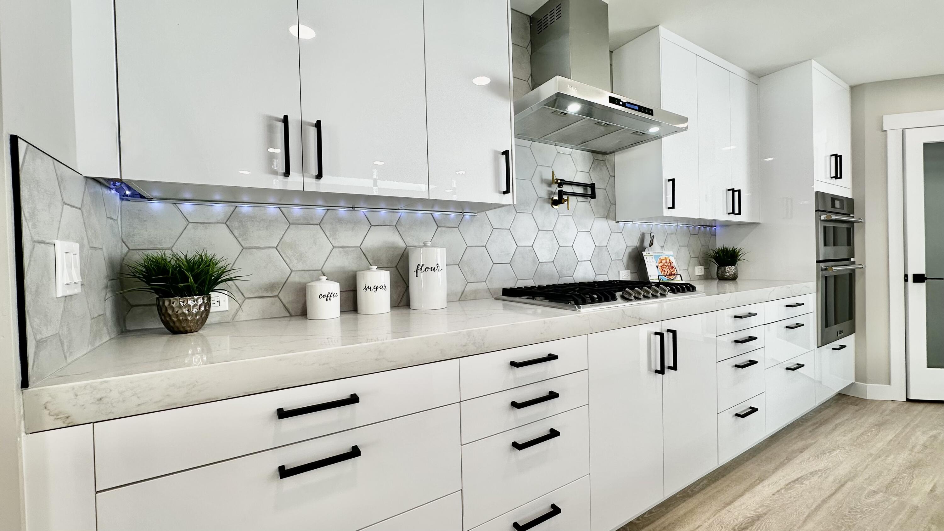 4523 Sunningdale Avenue NE