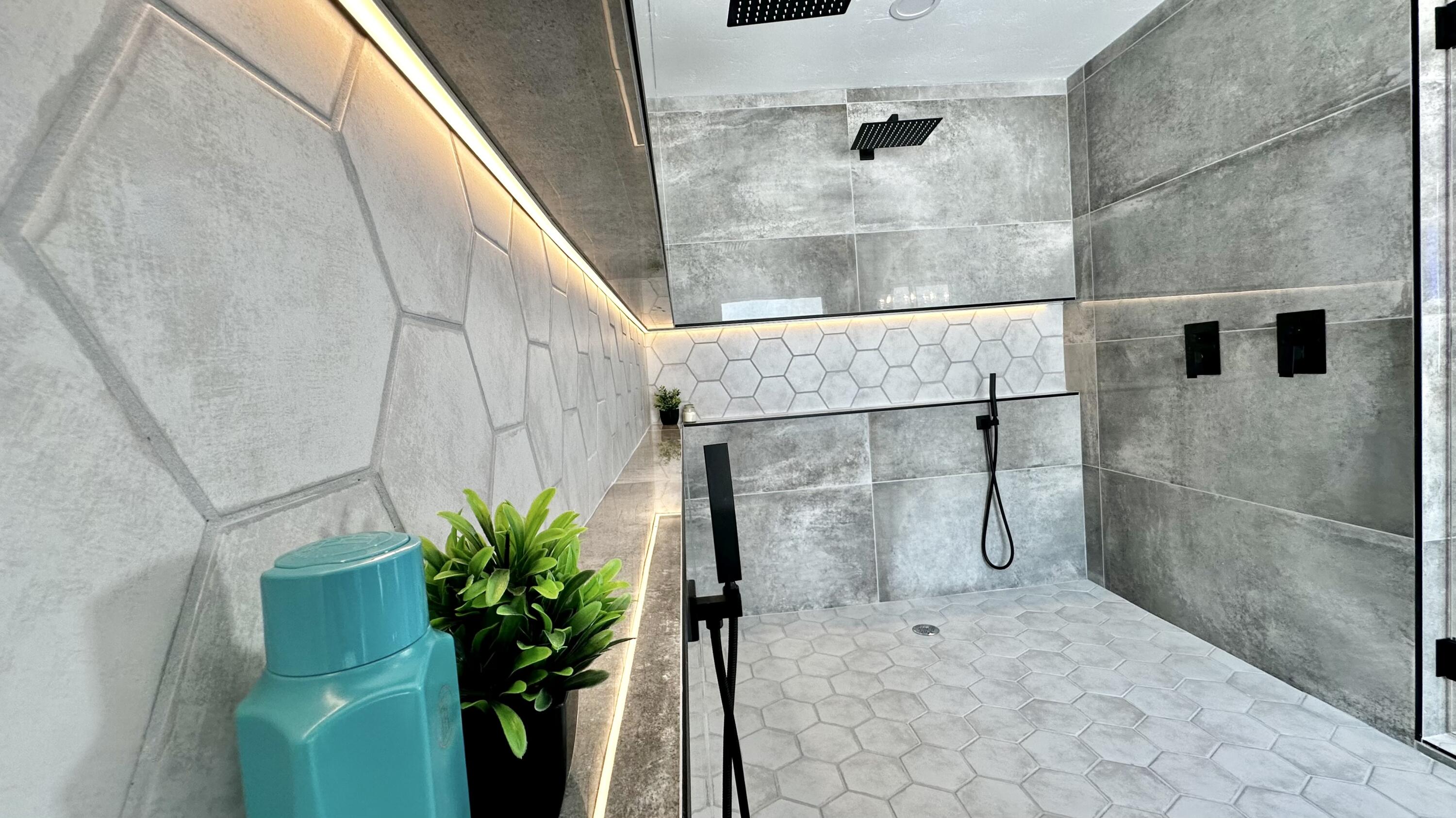 4523 Sunningdale Avenue NE