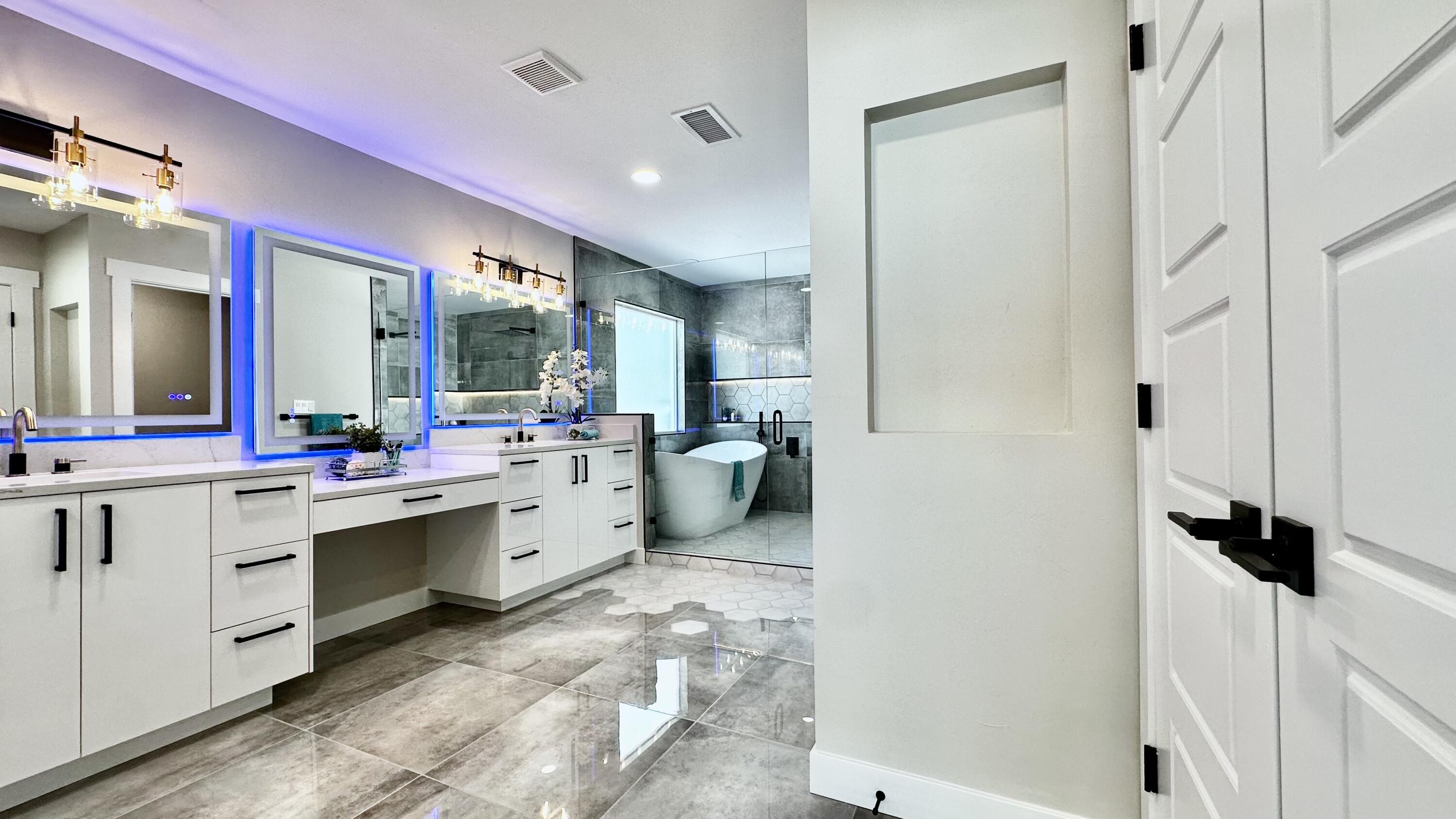 4523 Sunningdale Avenue NE