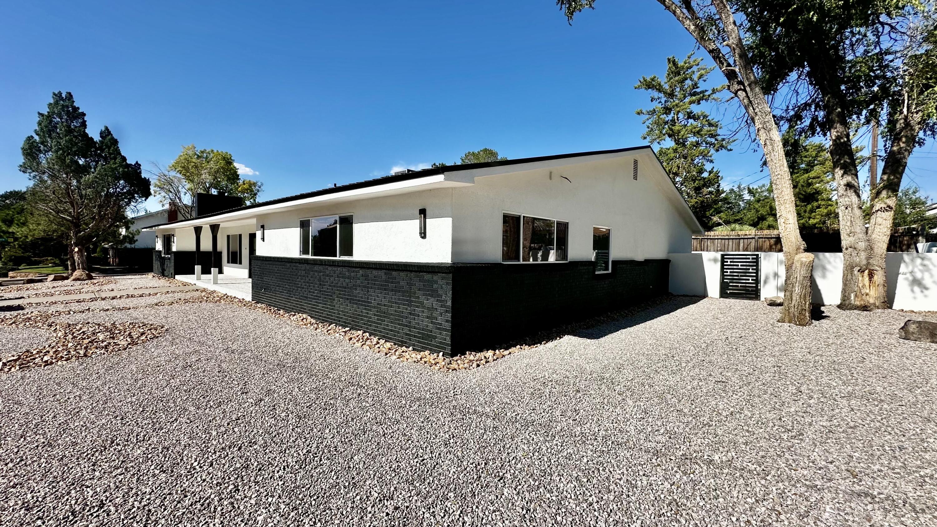 4523 Sunningdale Avenue NE