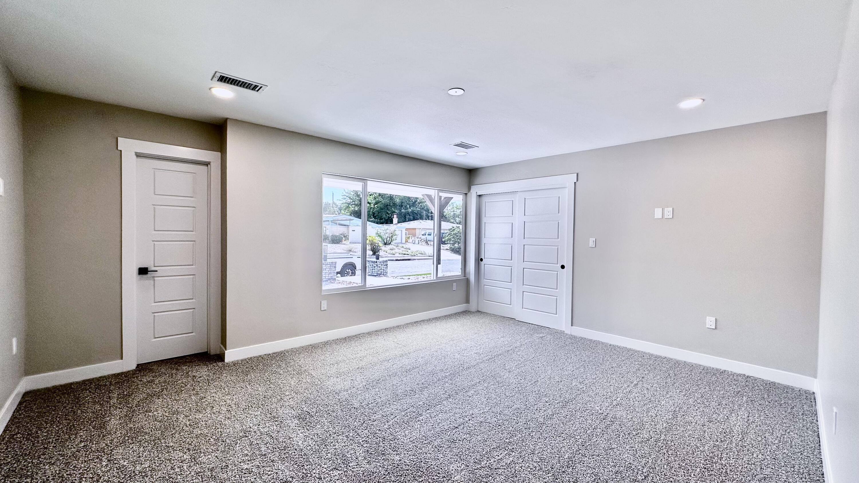 4523 Sunningdale Avenue NE