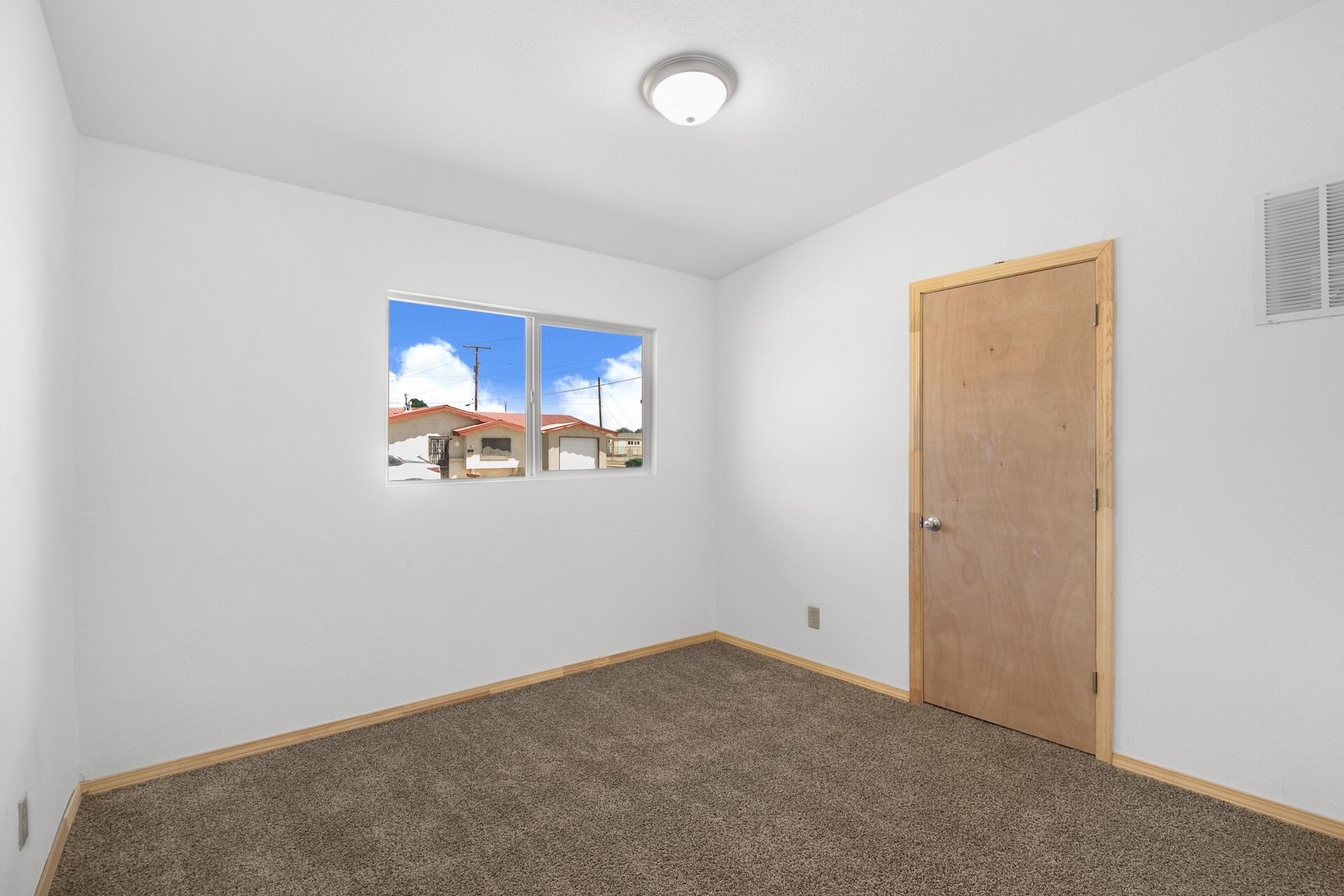 1001 Esperanza Drive