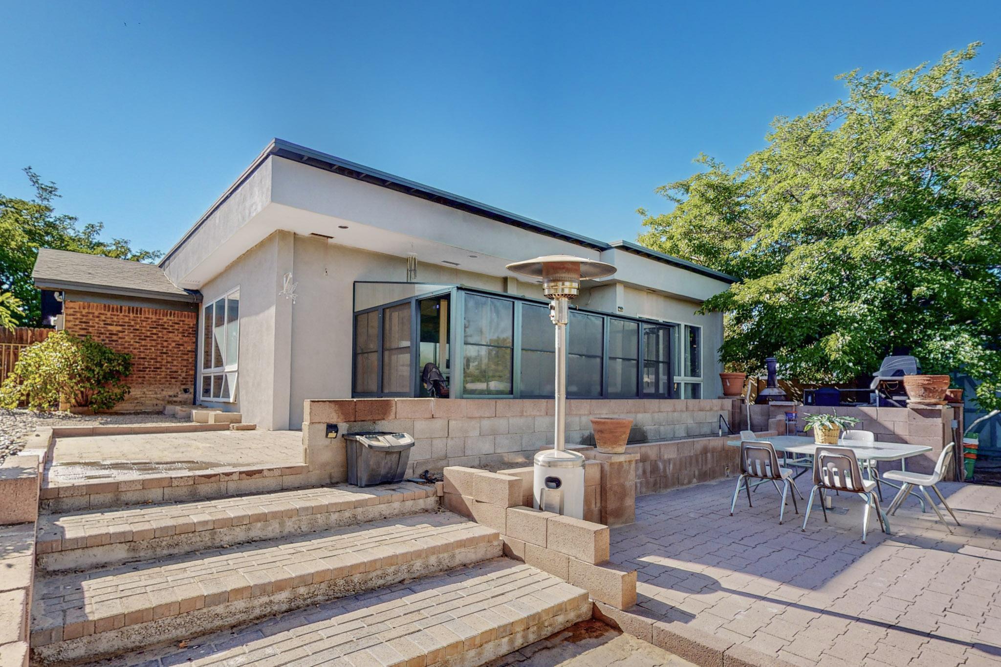 9968 Bellevue Street NW