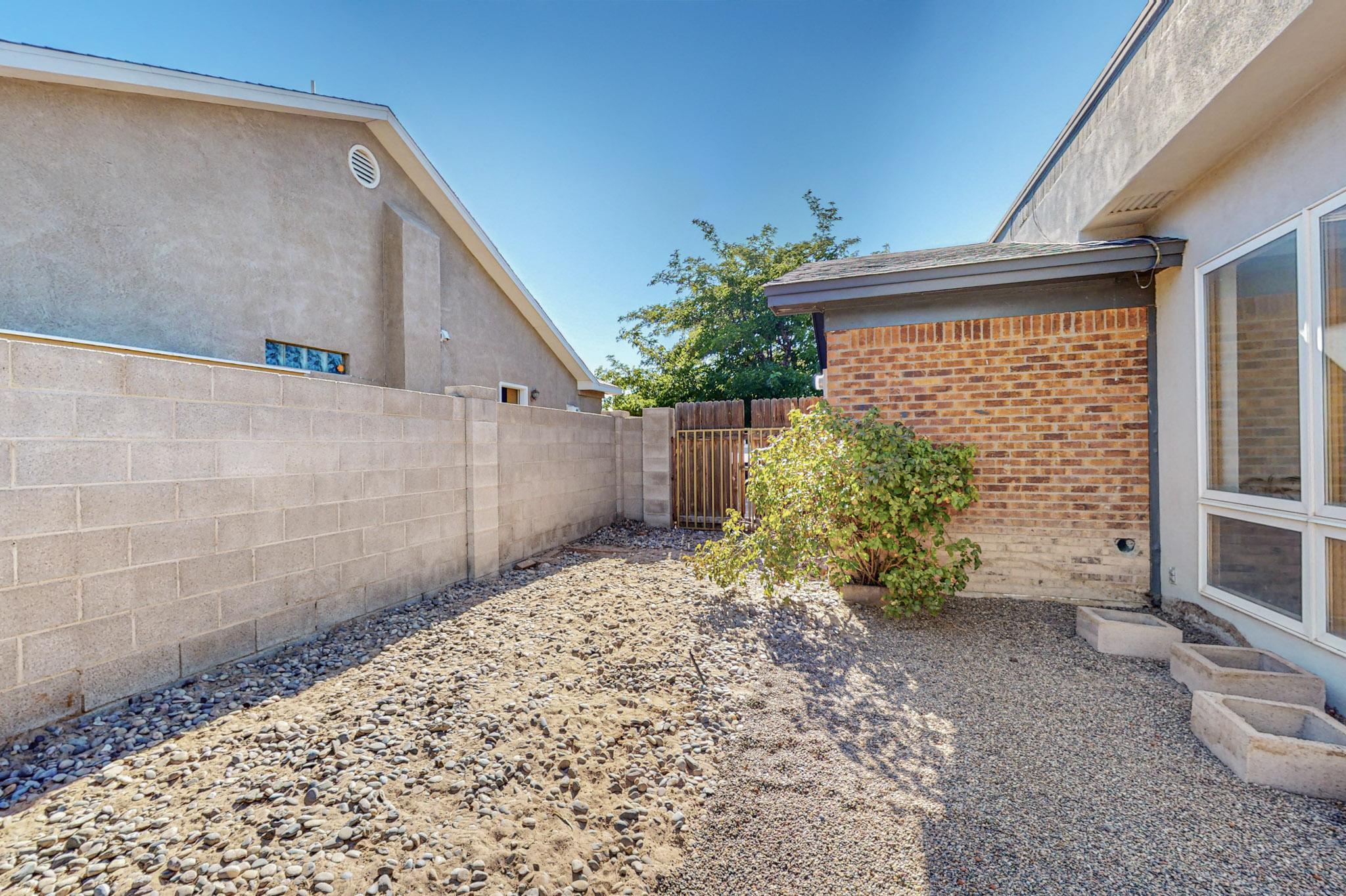 9968 Bellevue Street NW