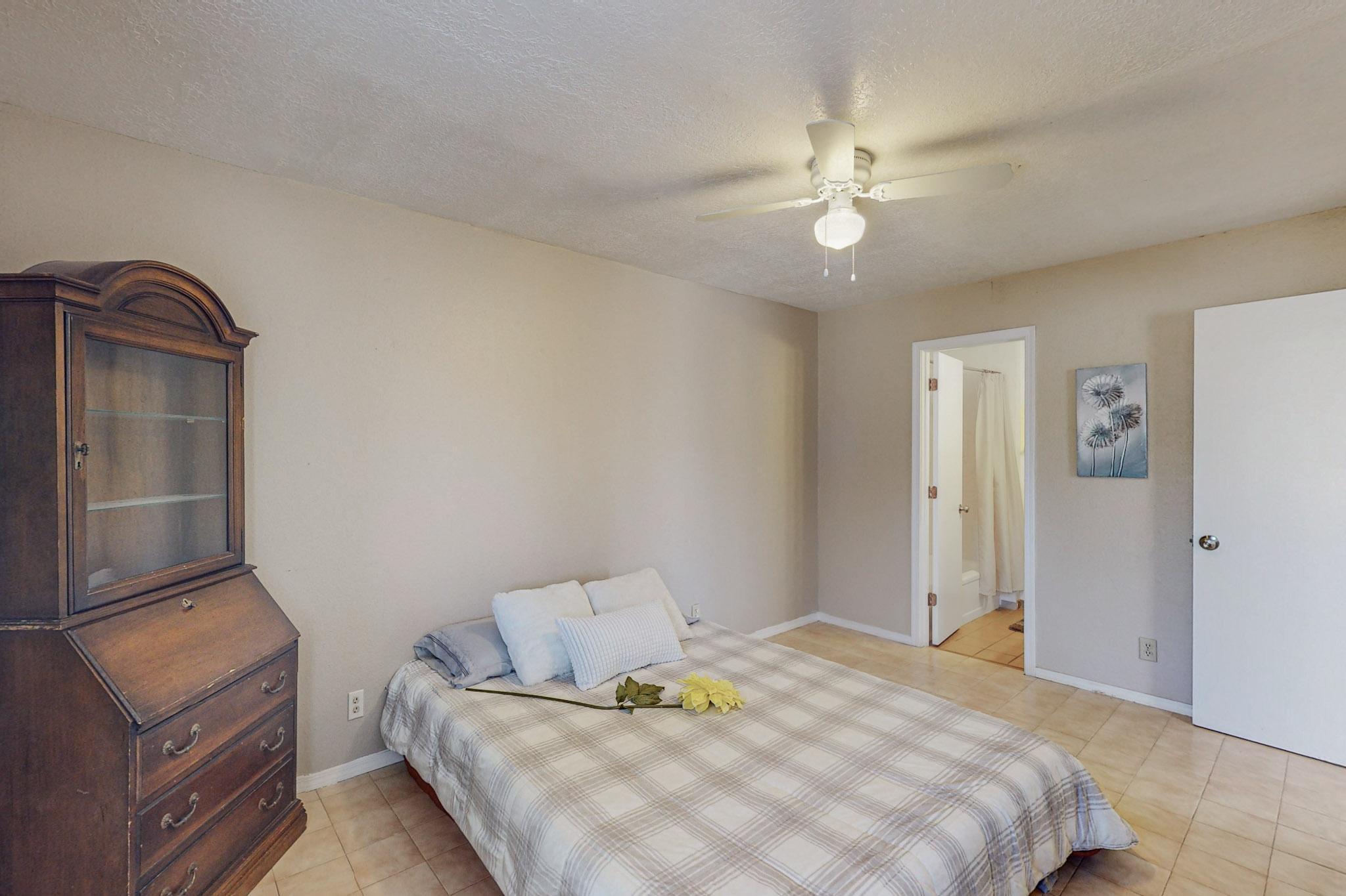 9968 Bellevue Street NW