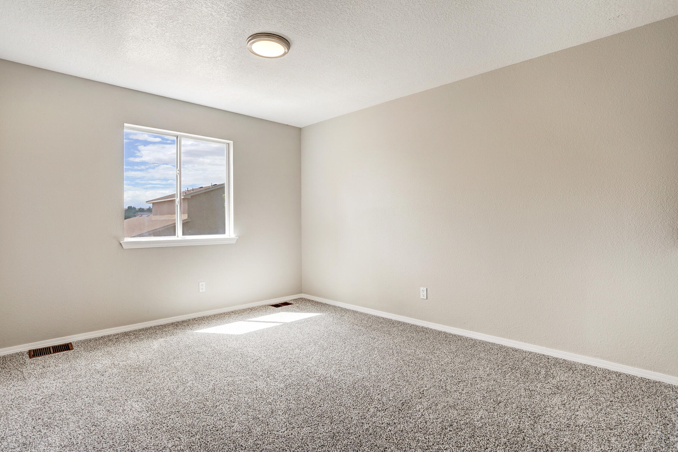 537 Sky Tower Street SW