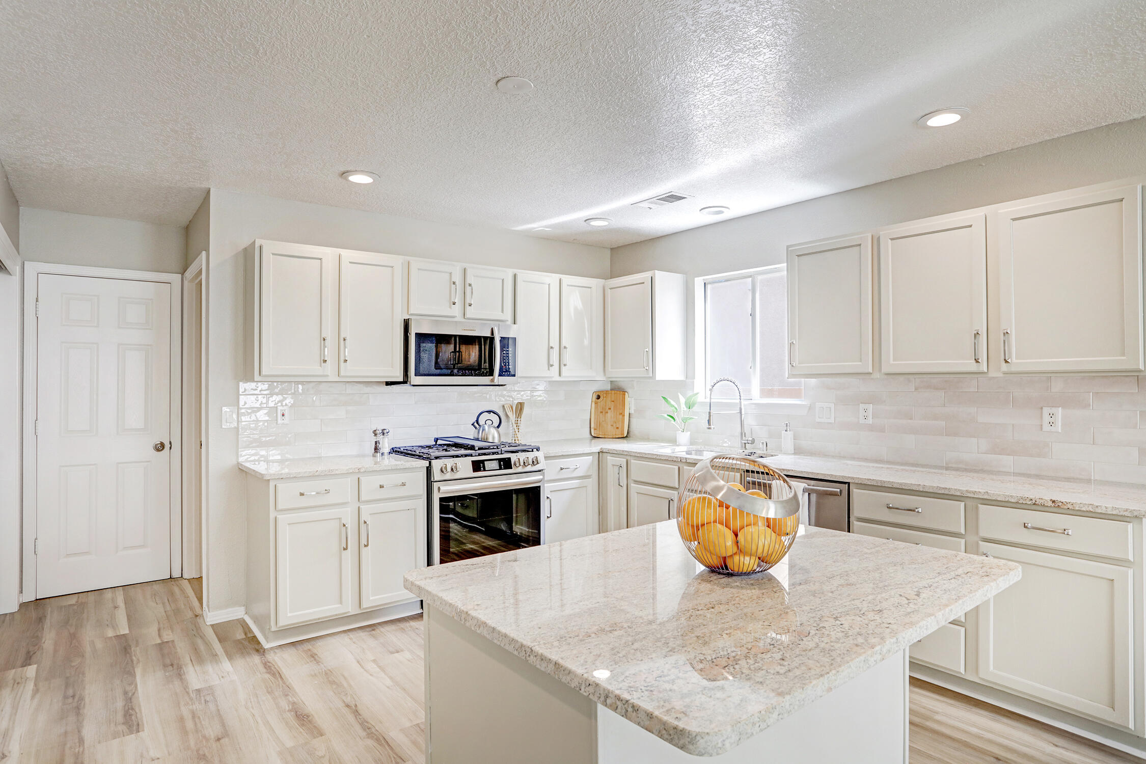 537 Sky Tower Street SW