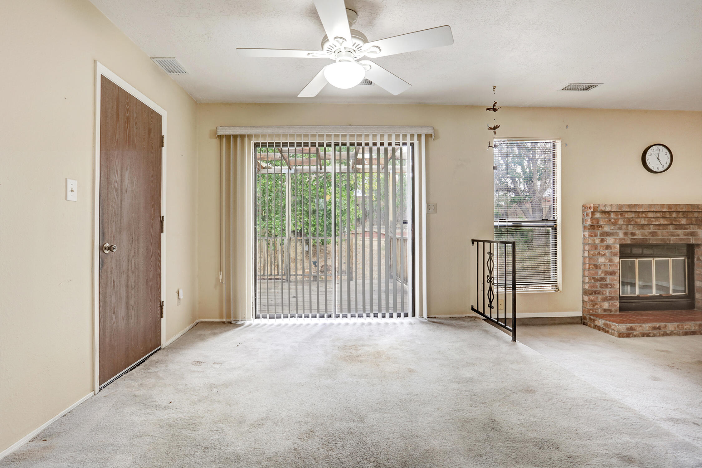 2720 Pinewood Drive SE