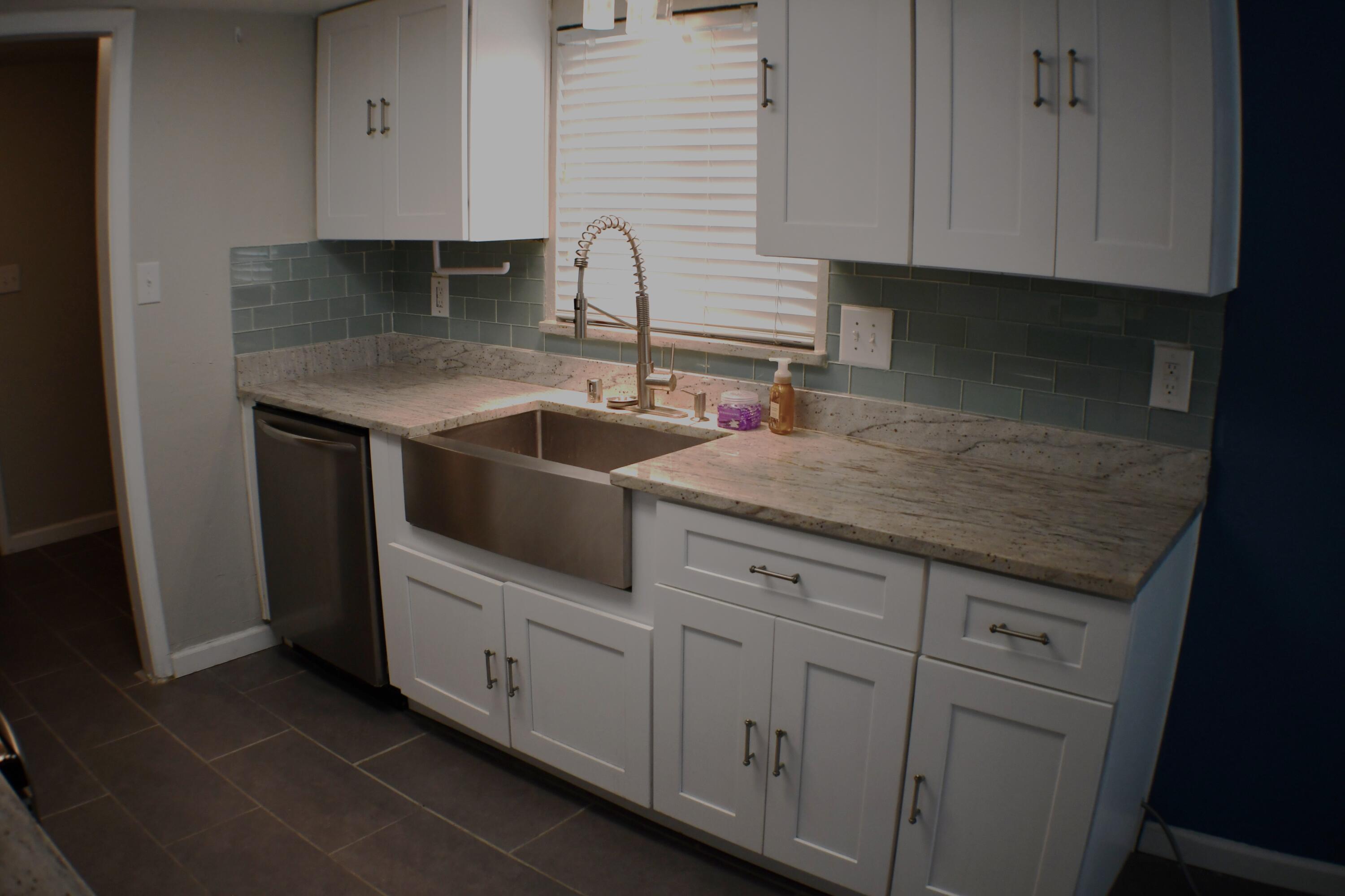 2316 Algodones Street NE