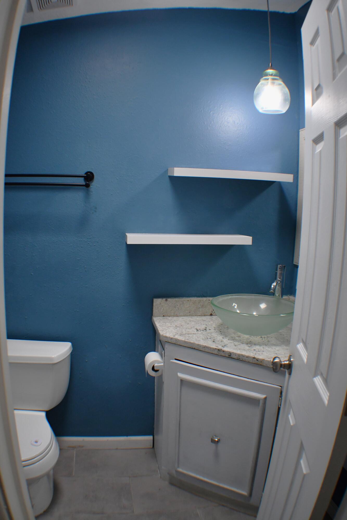 2316 Algodones Street NE