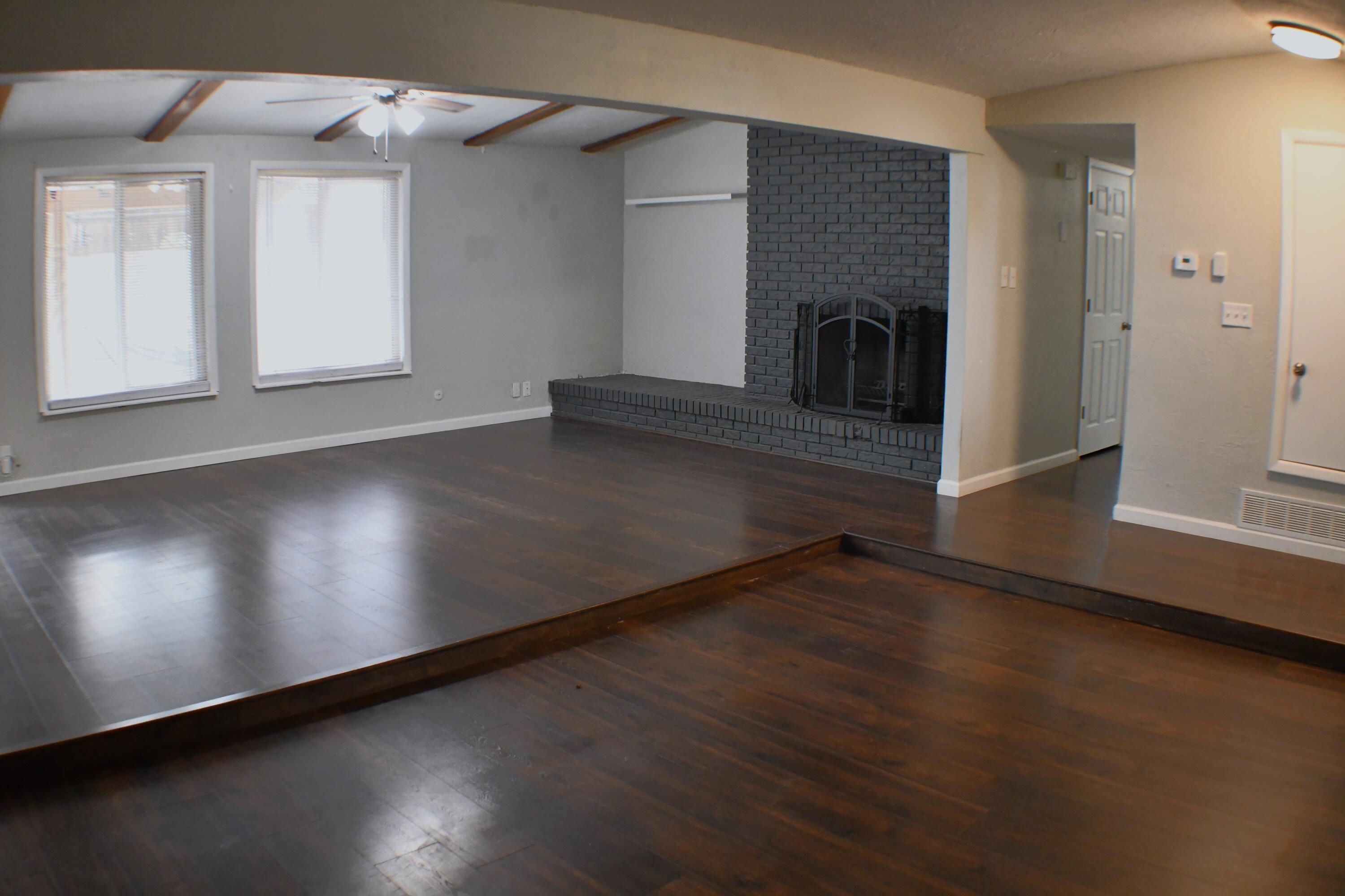 2316 Algodones Street NE