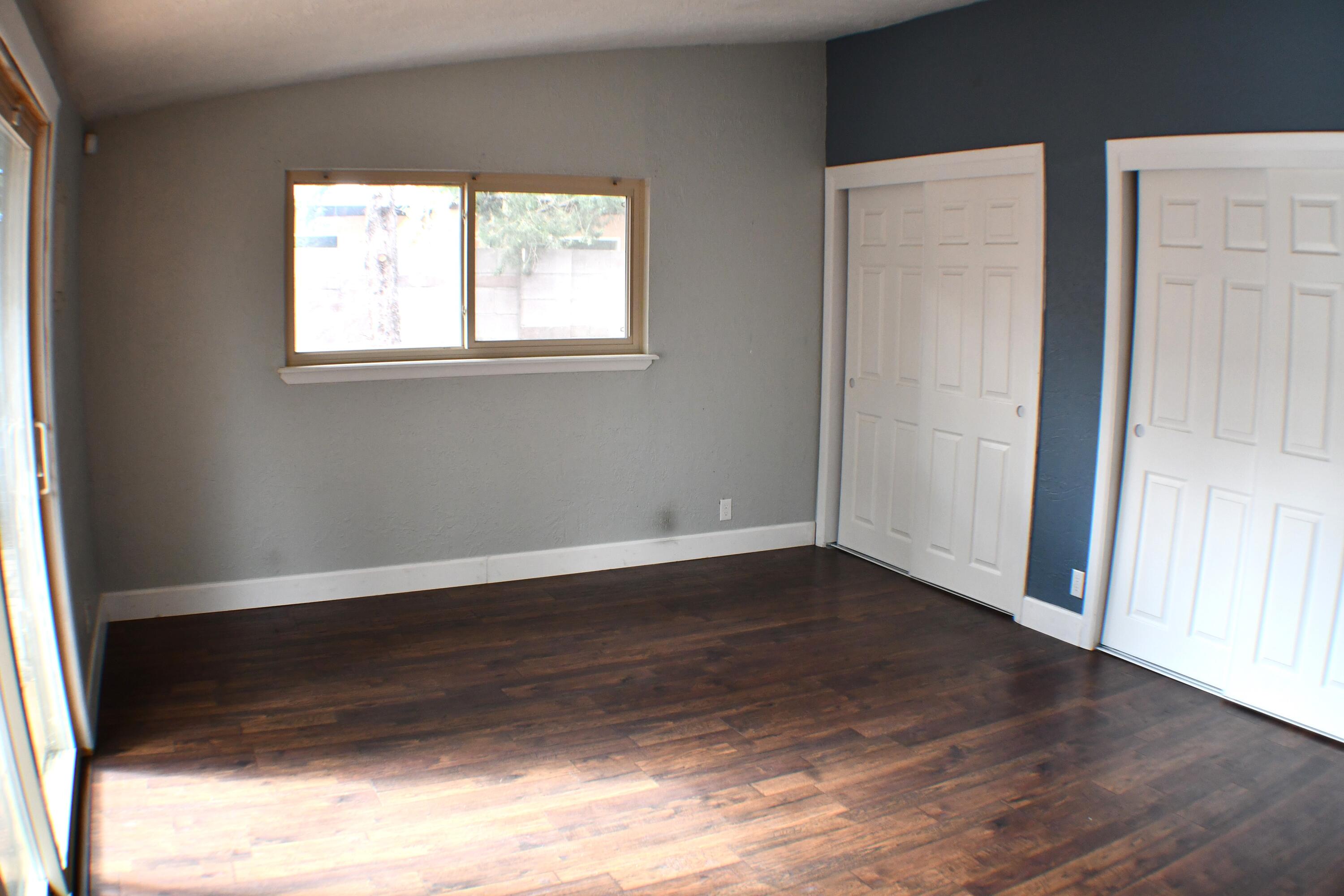 2316 Algodones Street NE