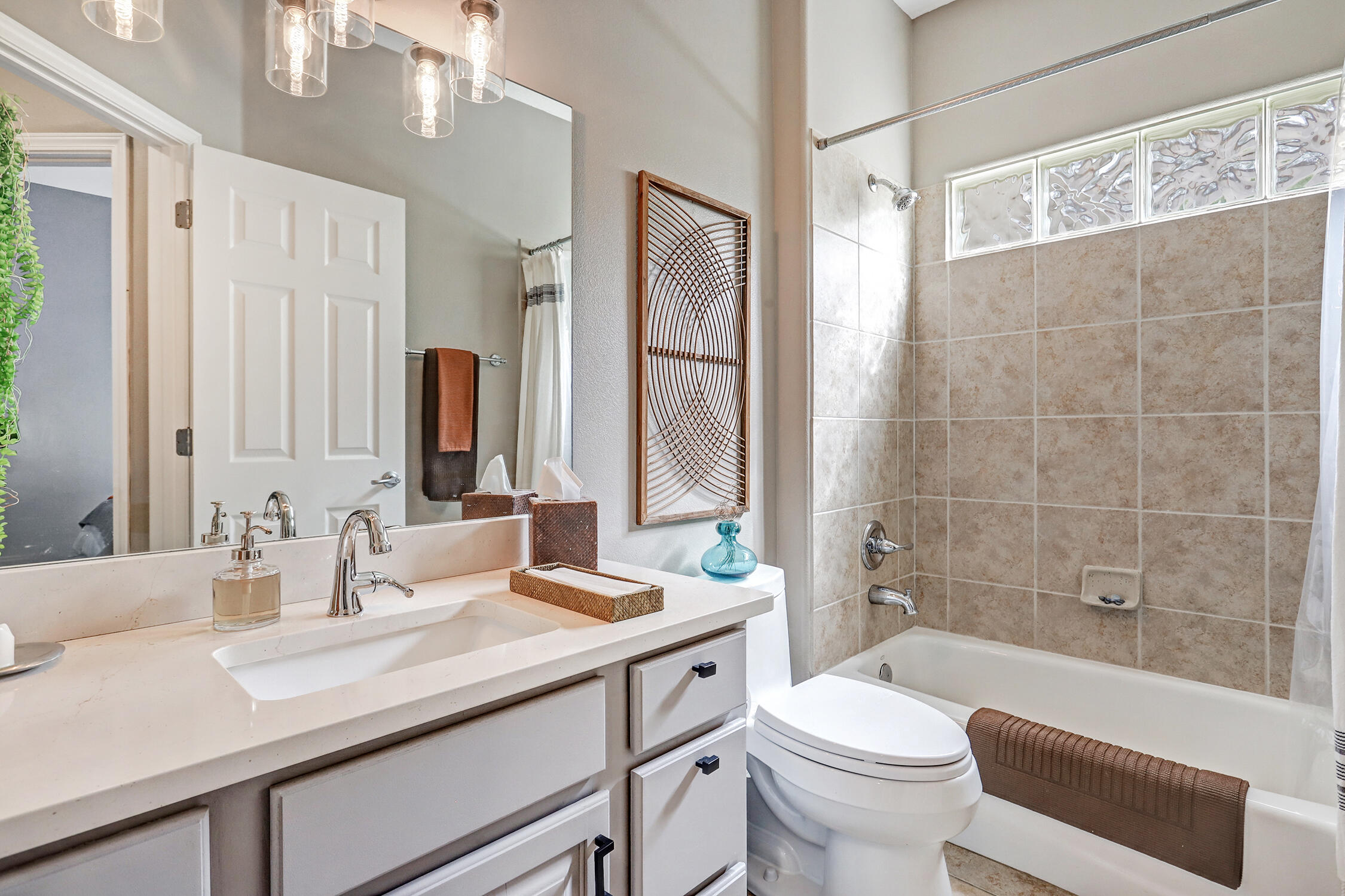 5204 Ancala Trail NE