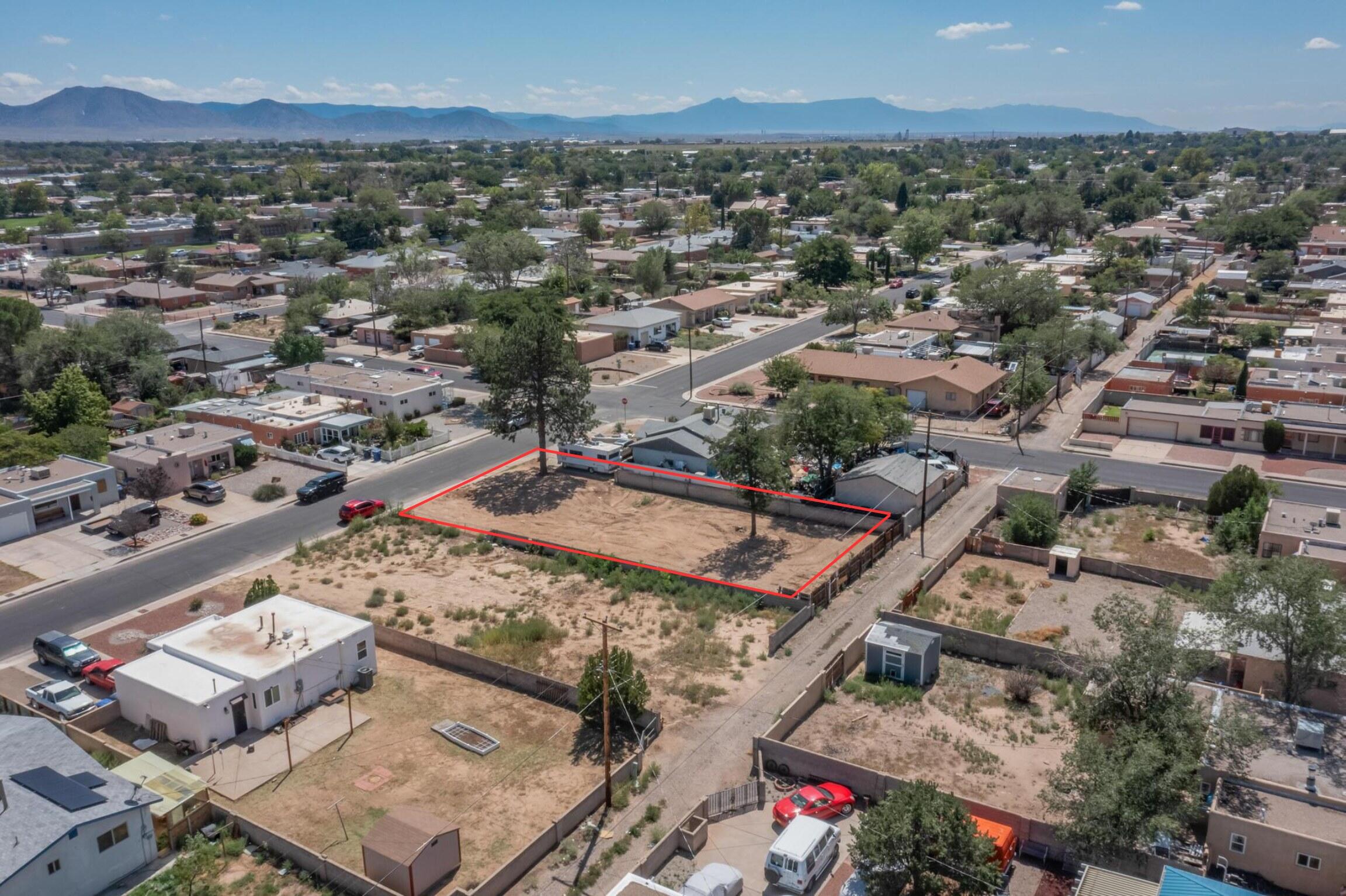 533 Dakota Street SE