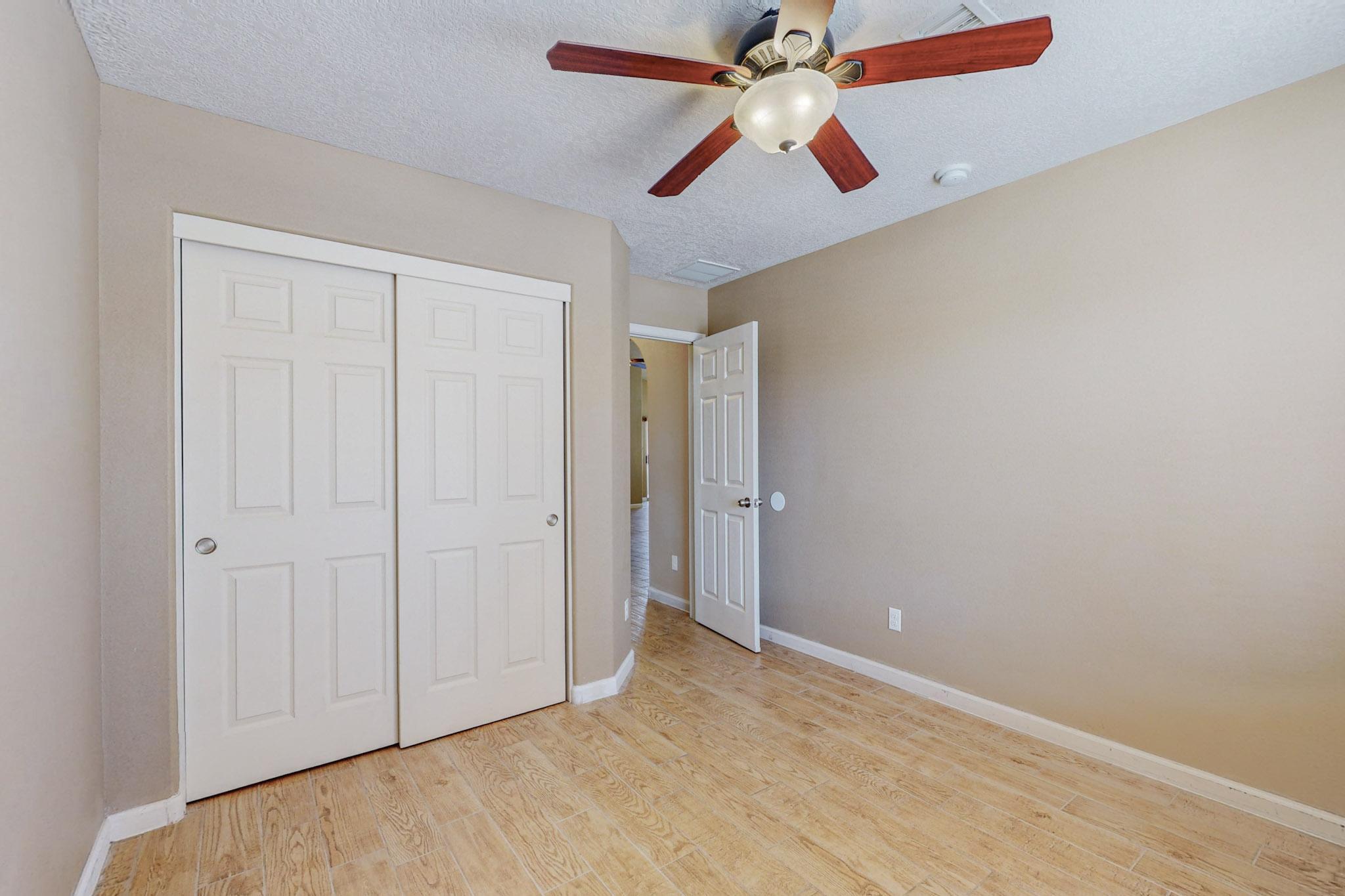 4021 Desert Pinon Drive NE