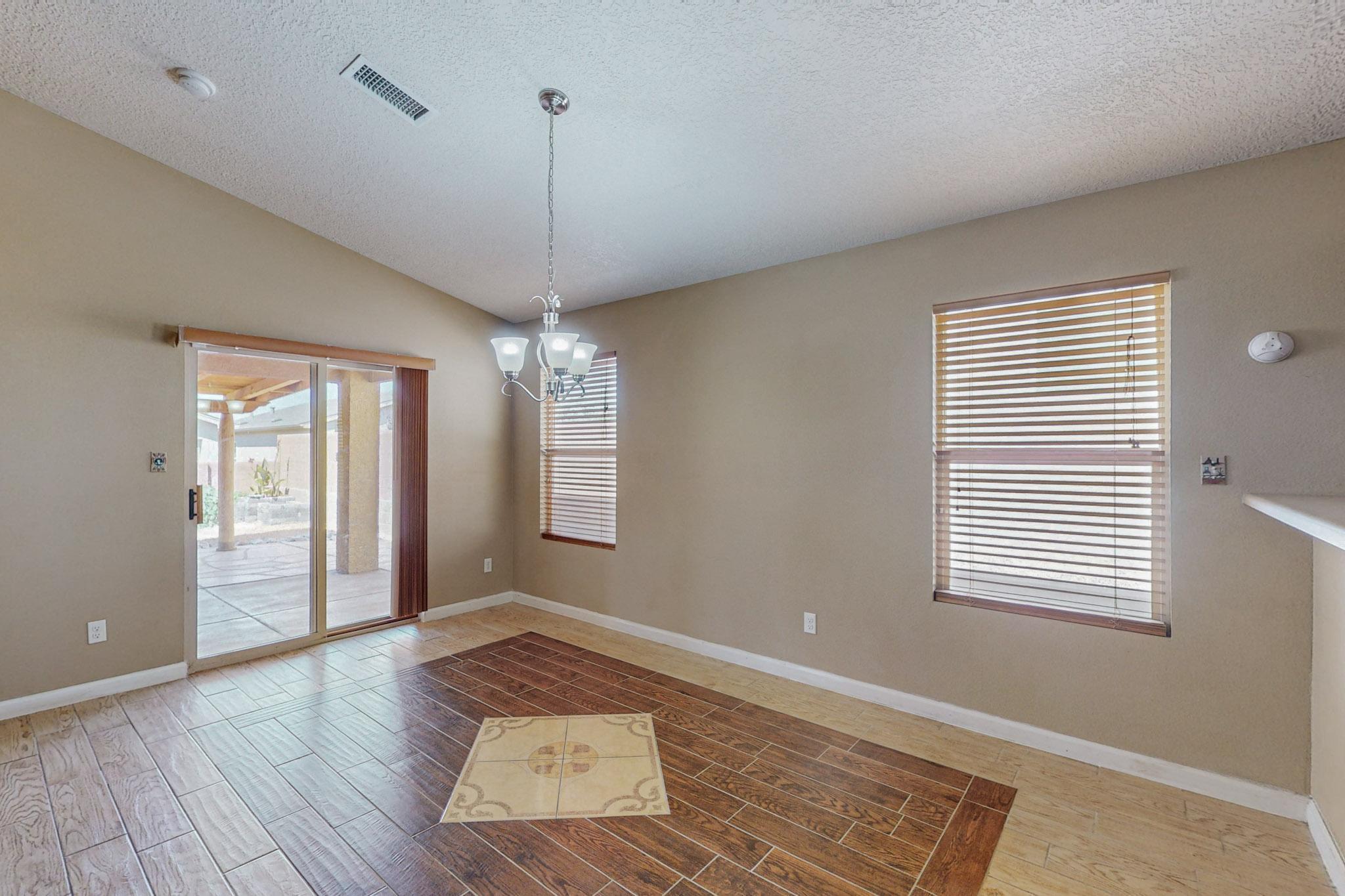 4021 Desert Pinon Drive NE