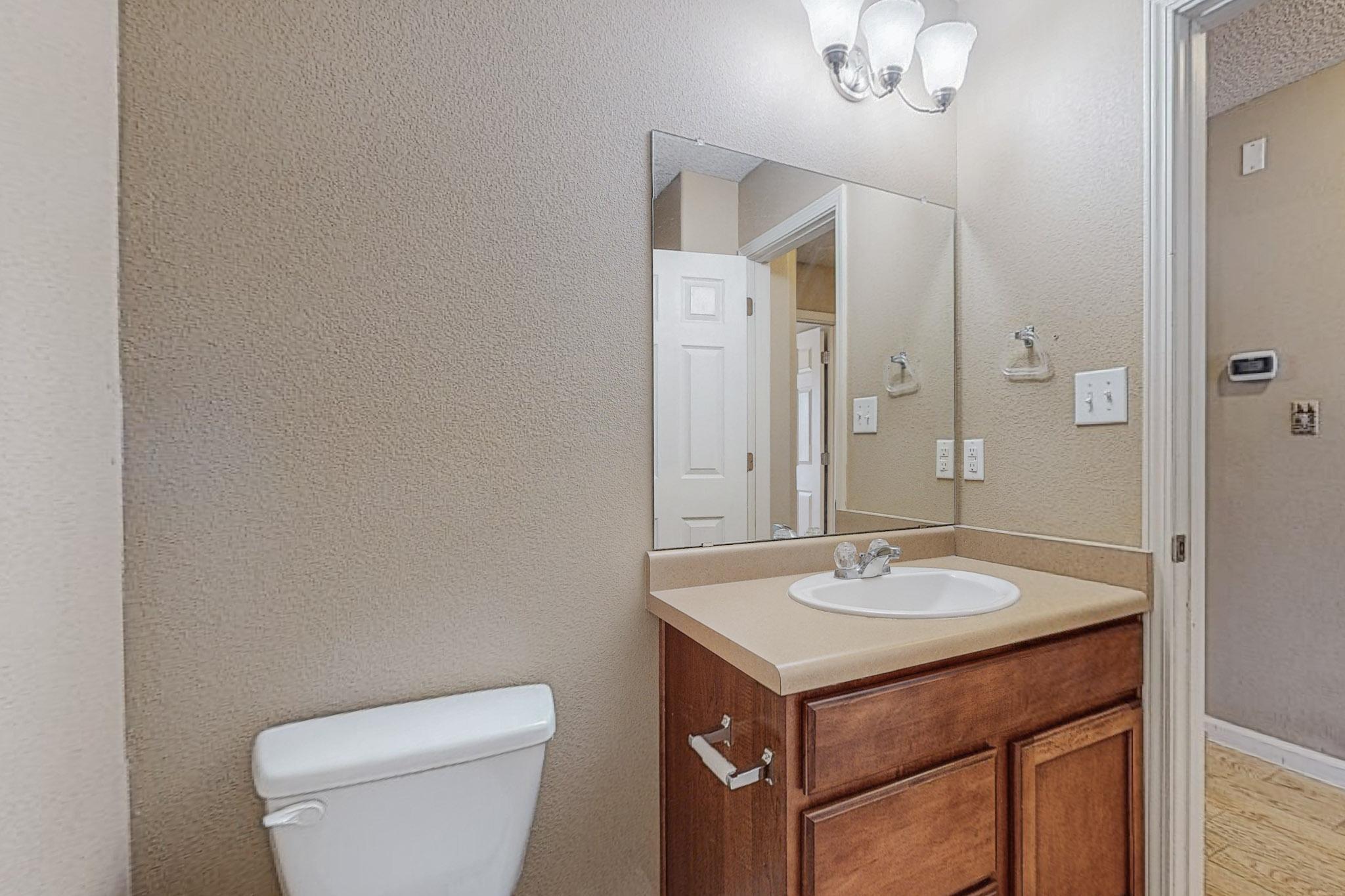 4021 Desert Pinon Drive NE