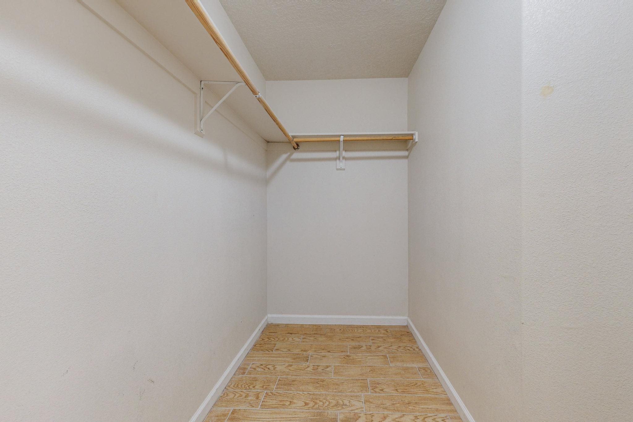 4021 Desert Pinon Drive NE