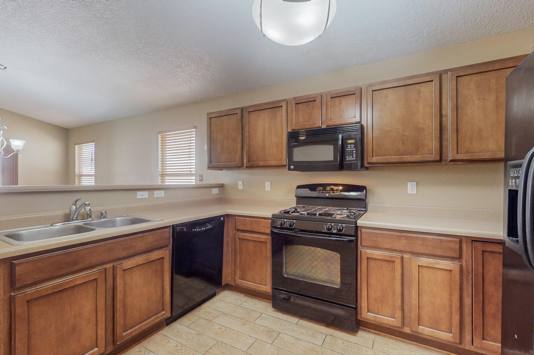 4021 Desert Pinon Drive NE